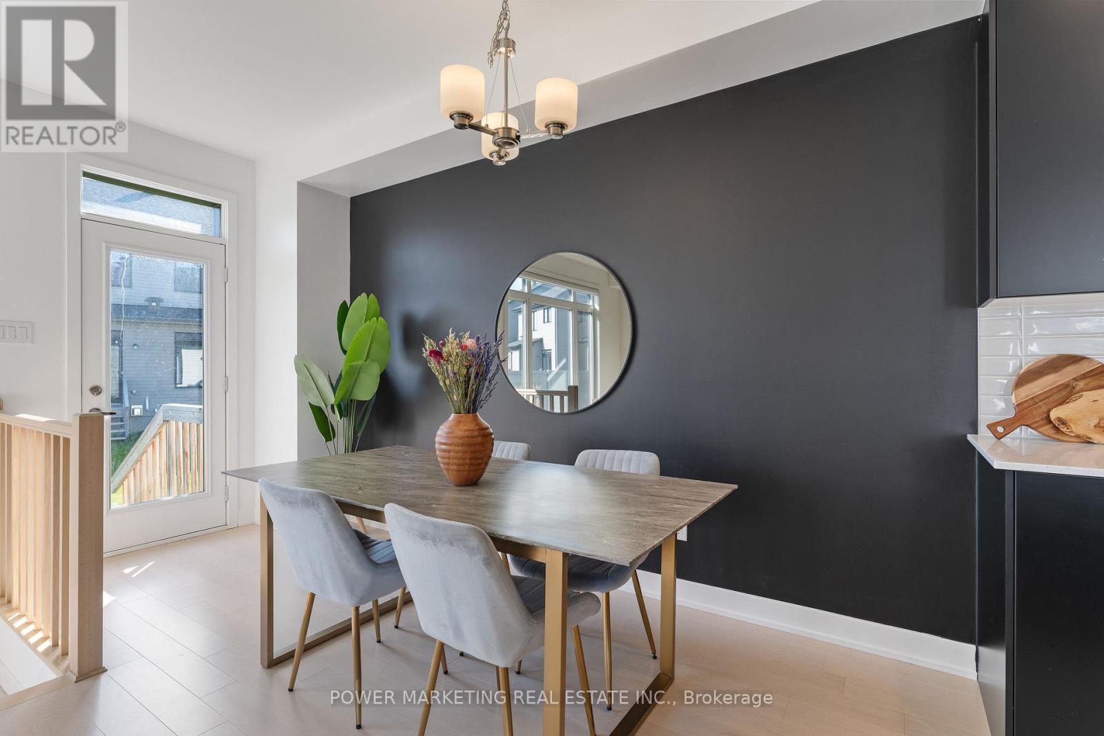 4012 Jockvale Road, Ottawa, Ontario  K2C 3H2 - Photo 10 - X12294100