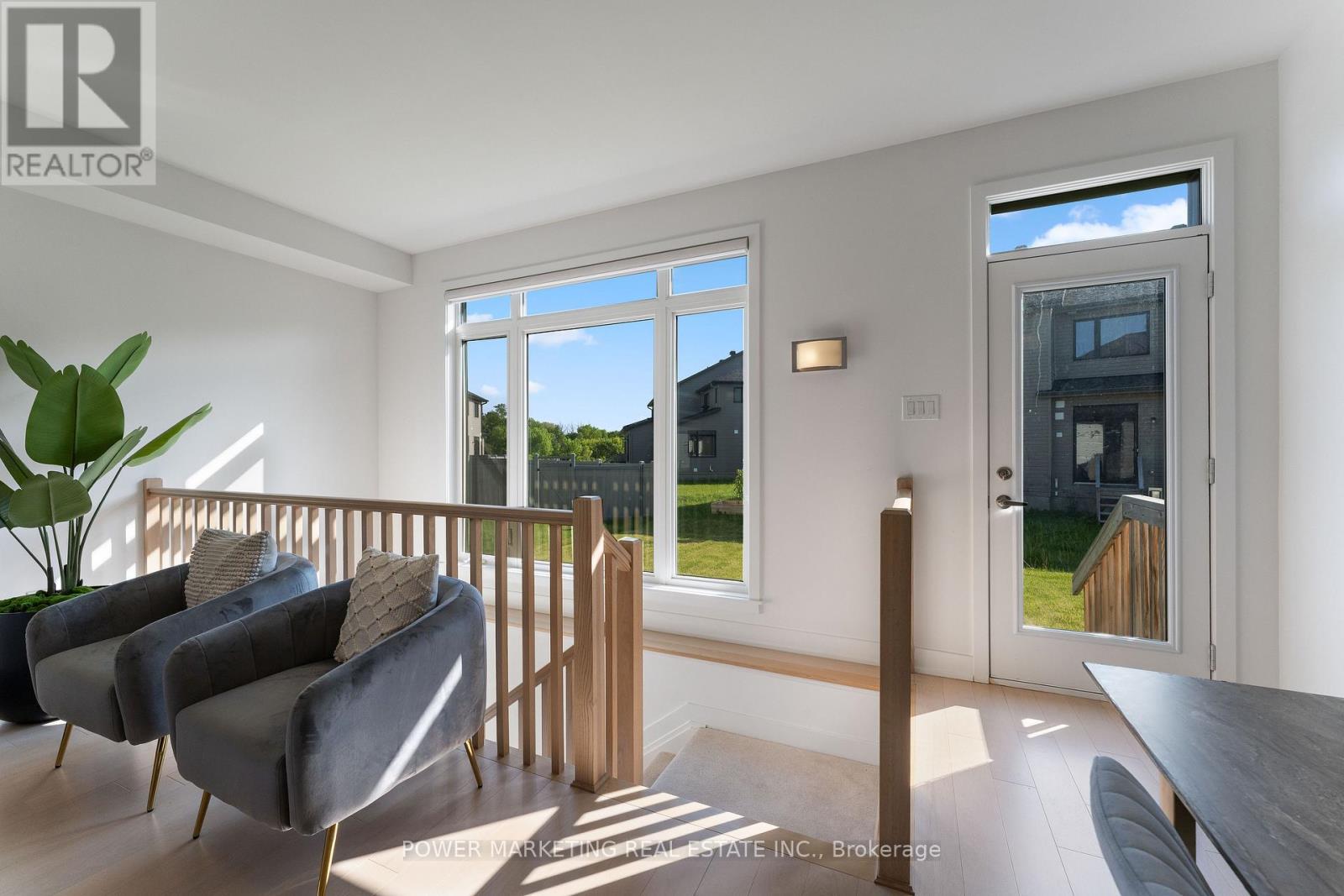 4012 Jockvale Road, Ottawa, Ontario  K2C 3H2 - Photo 11 - X12294100