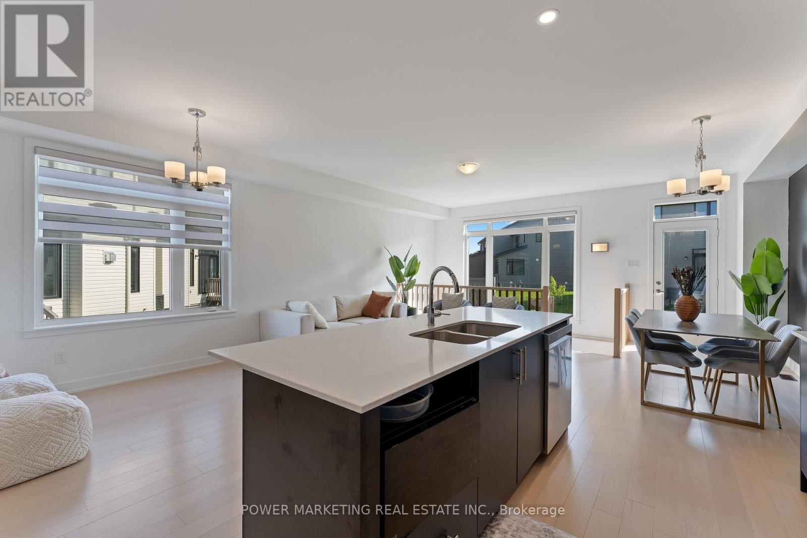 4012 Jockvale Road, Ottawa, Ontario  K2C 3H2 - Photo 15 - X12294100