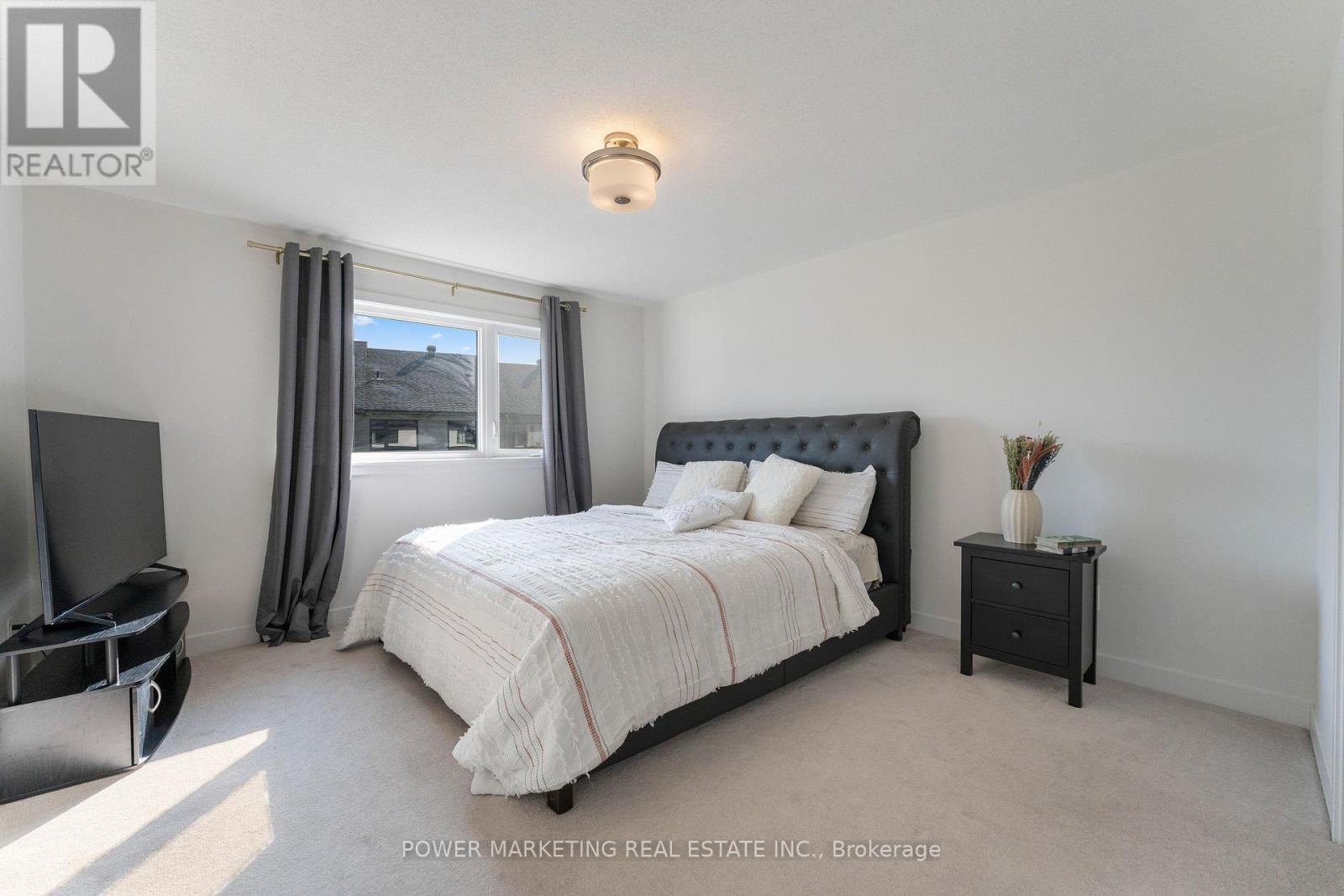 4012 Jockvale Road, Ottawa, Ontario  K2C 3H2 - Photo 20 - X12294100