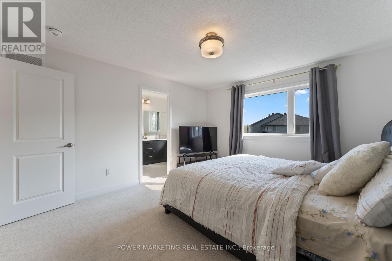 4012 Jockvale Road, Ottawa, Ontario  K2C 3H2 - Photo 21 - X12294100