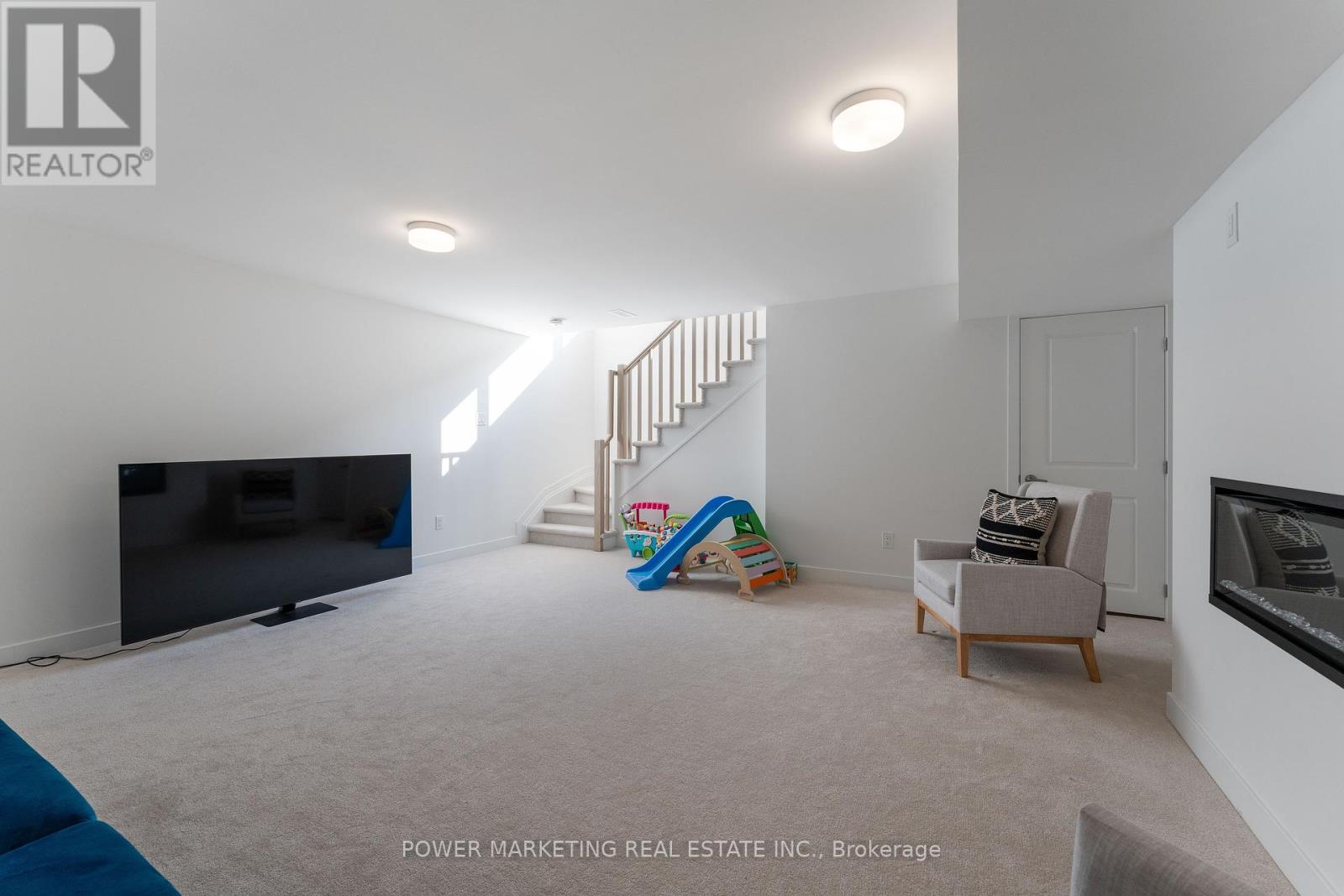 4012 Jockvale Road, Ottawa, Ontario  K2C 3H2 - Photo 31 - X12294100