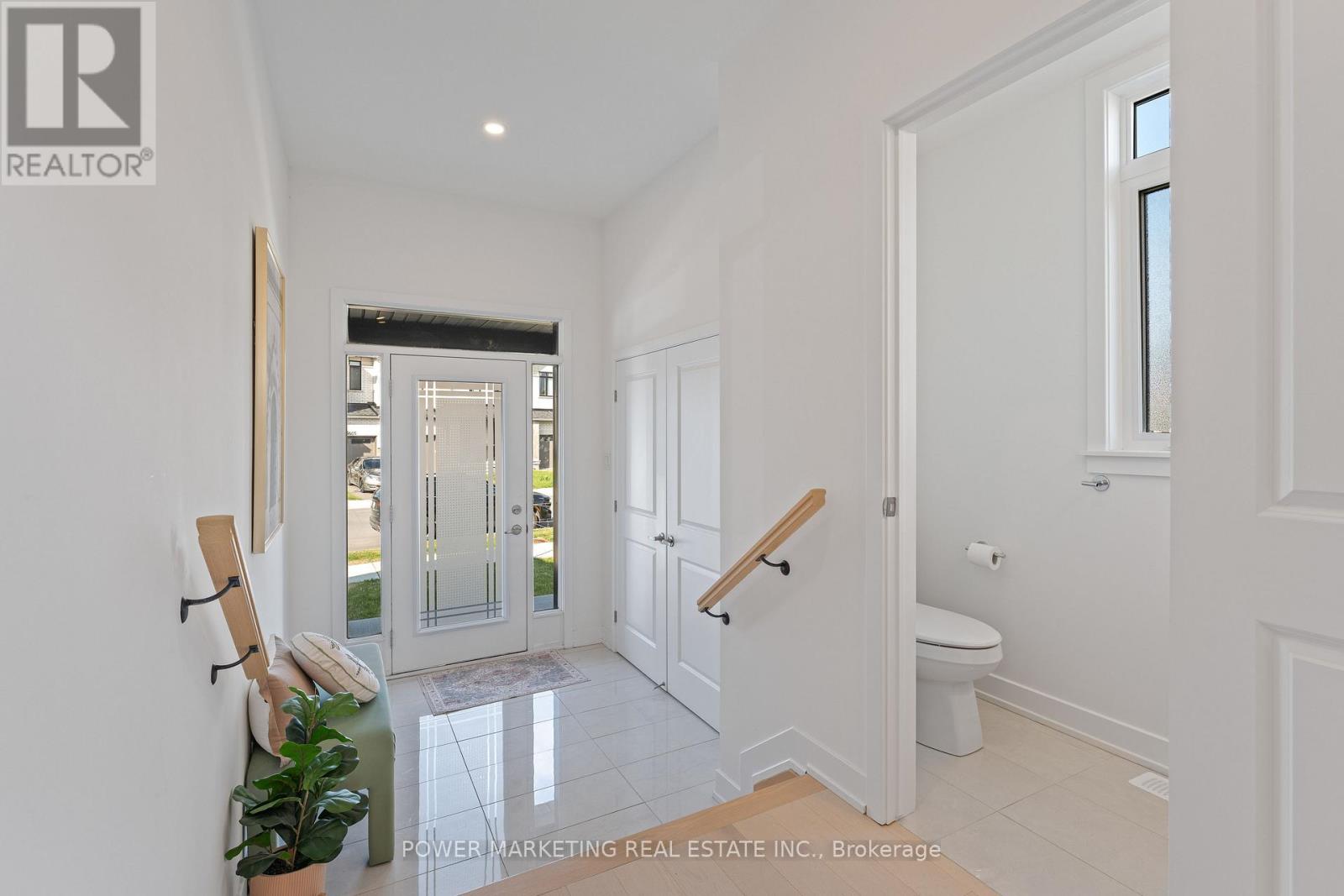 4012 Jockvale Road, Ottawa, Ontario  K2C 3H2 - Photo 6 - X12294100