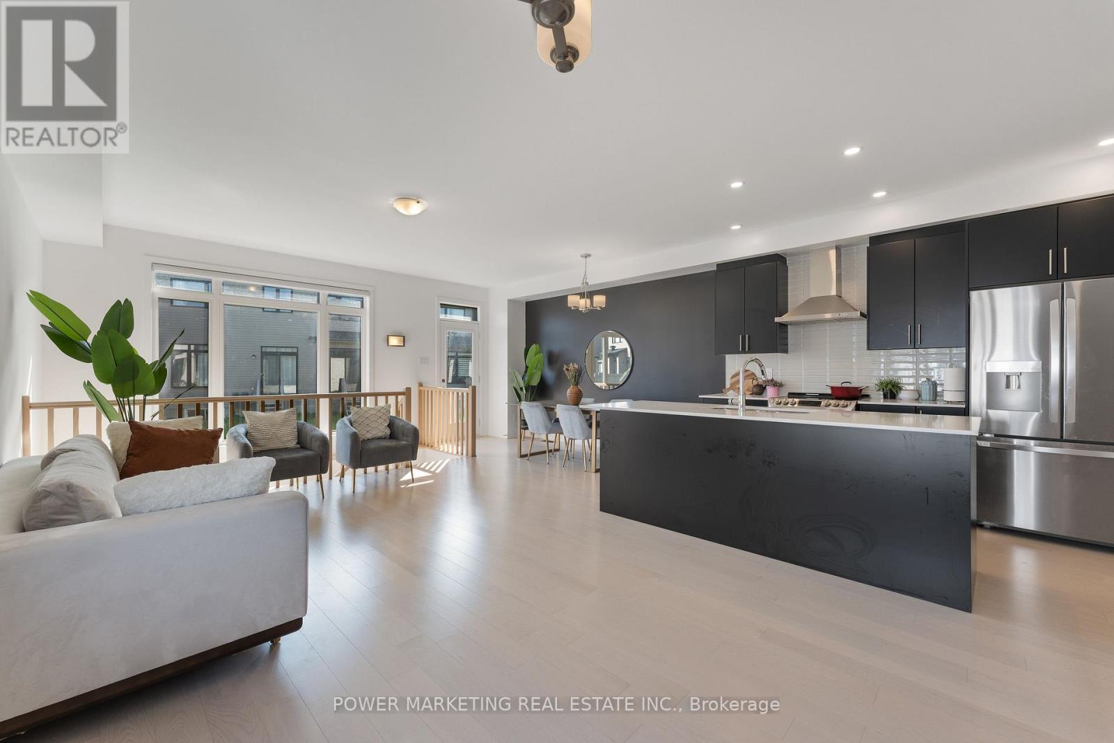 4012 Jockvale Road, Ottawa, Ontario  K2C 3H2 - Photo 7 - X12294100