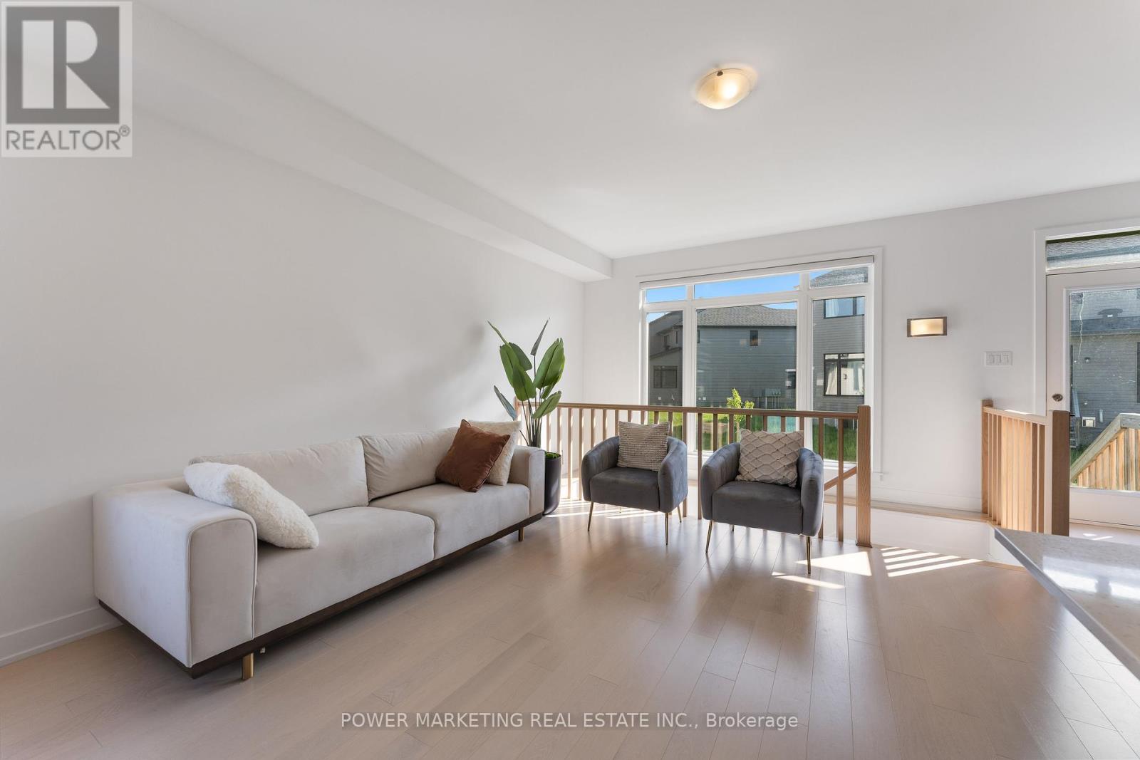 4012 Jockvale Road, Ottawa, Ontario  K2C 3H2 - Photo 8 - X12294100