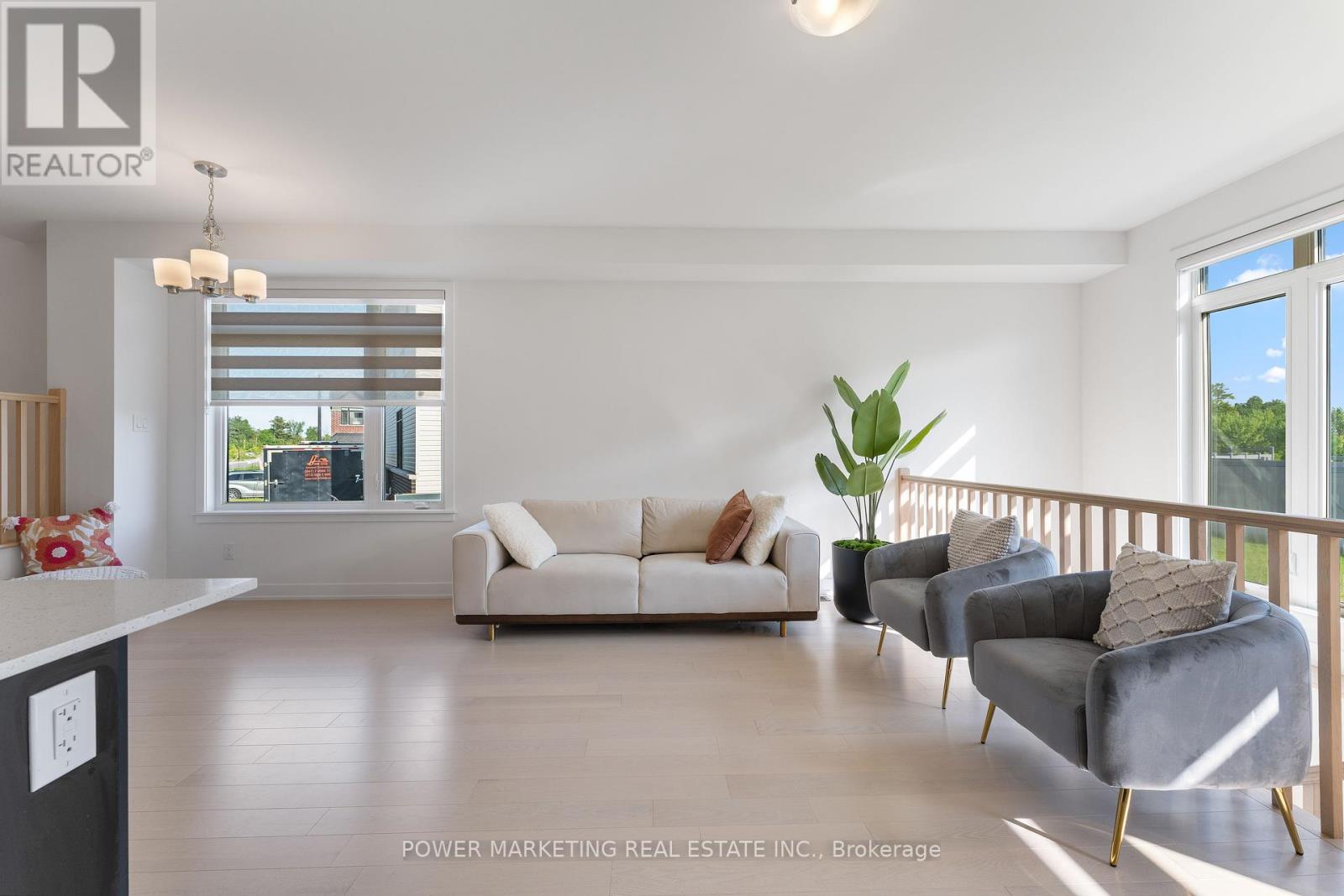 4012 Jockvale Road, Ottawa, Ontario  K2C 3H2 - Photo 9 - X12294100