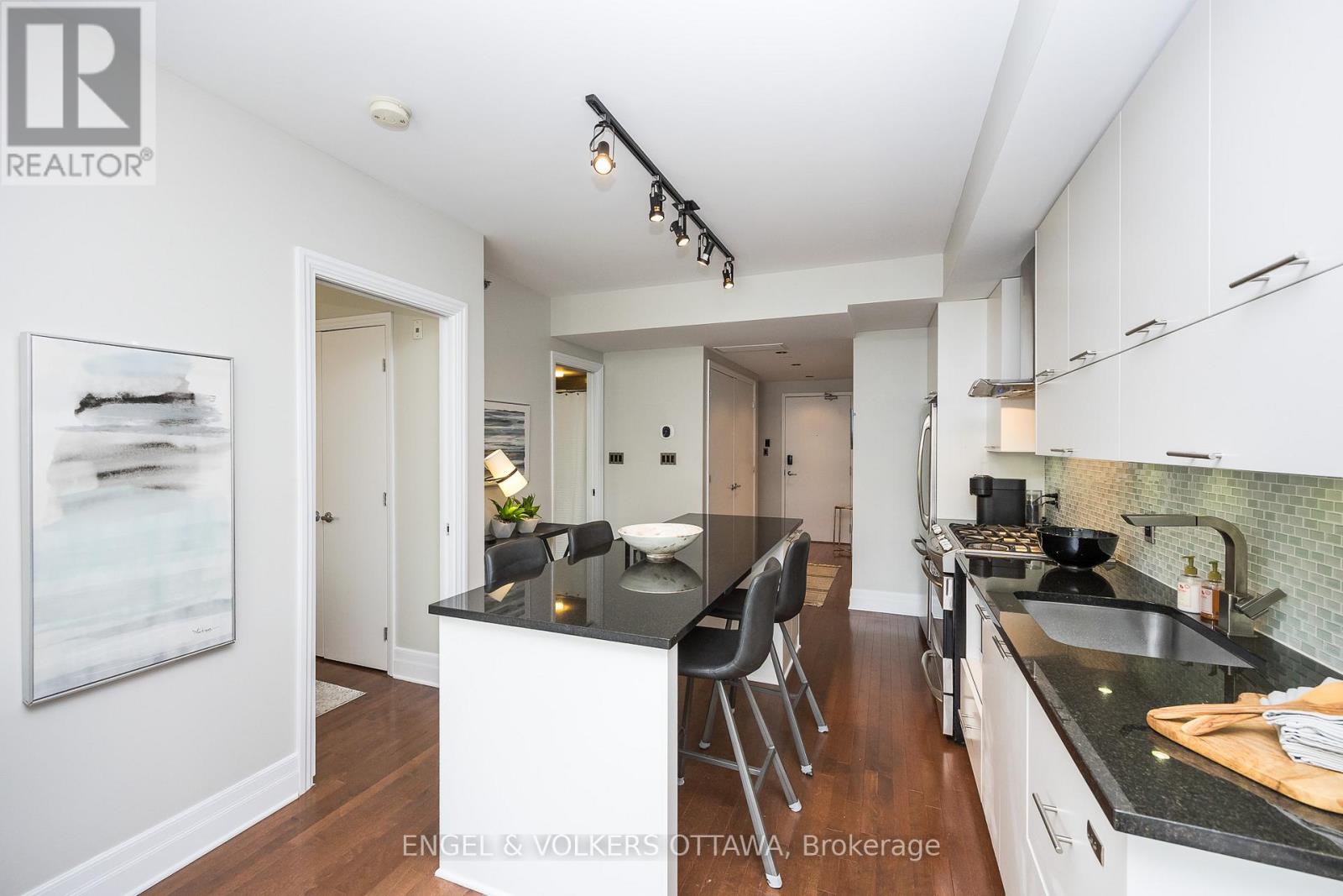 319 - 808 Bronson Avenue, Ottawa, Ontario  K1S 5A4 - Photo 13 - X12294123