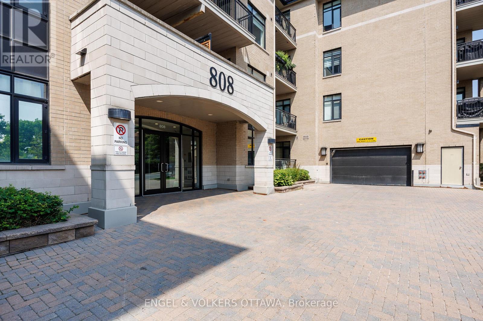 319 - 808 Bronson Avenue, Ottawa, Ontario  K1S 5A4 - Photo 3 - X12294123