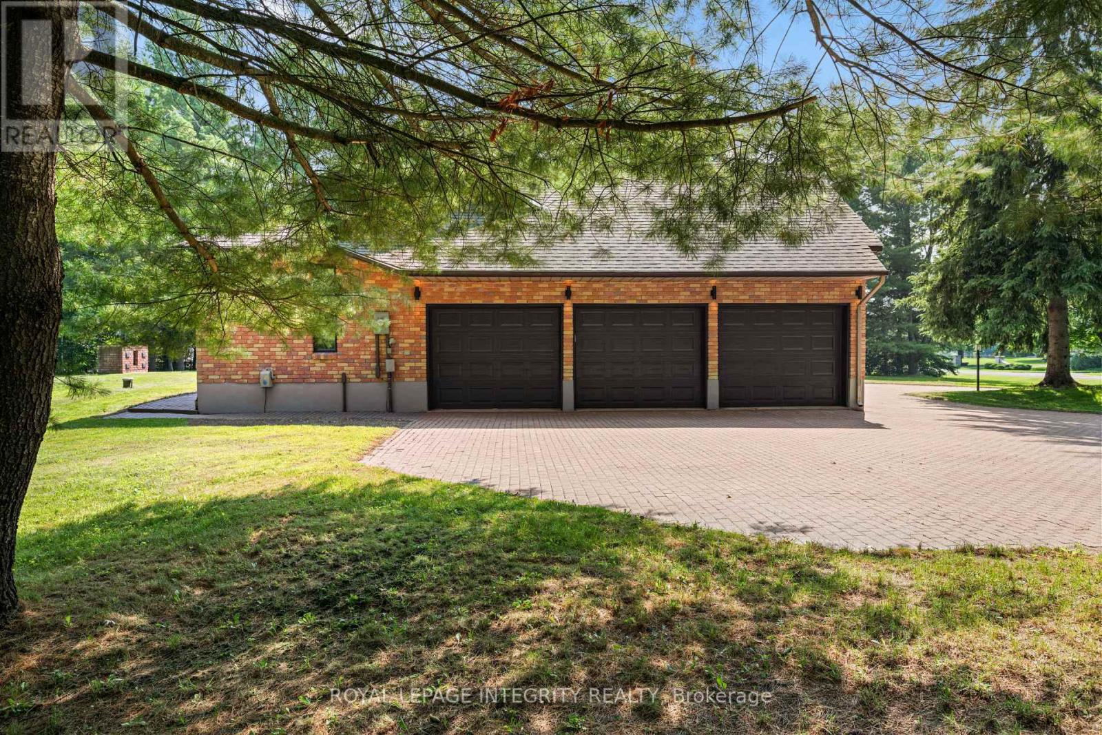 108 Margaret Anne Drive, Ottawa, Ontario  K0A 1L0 - Photo 4 - X12294166