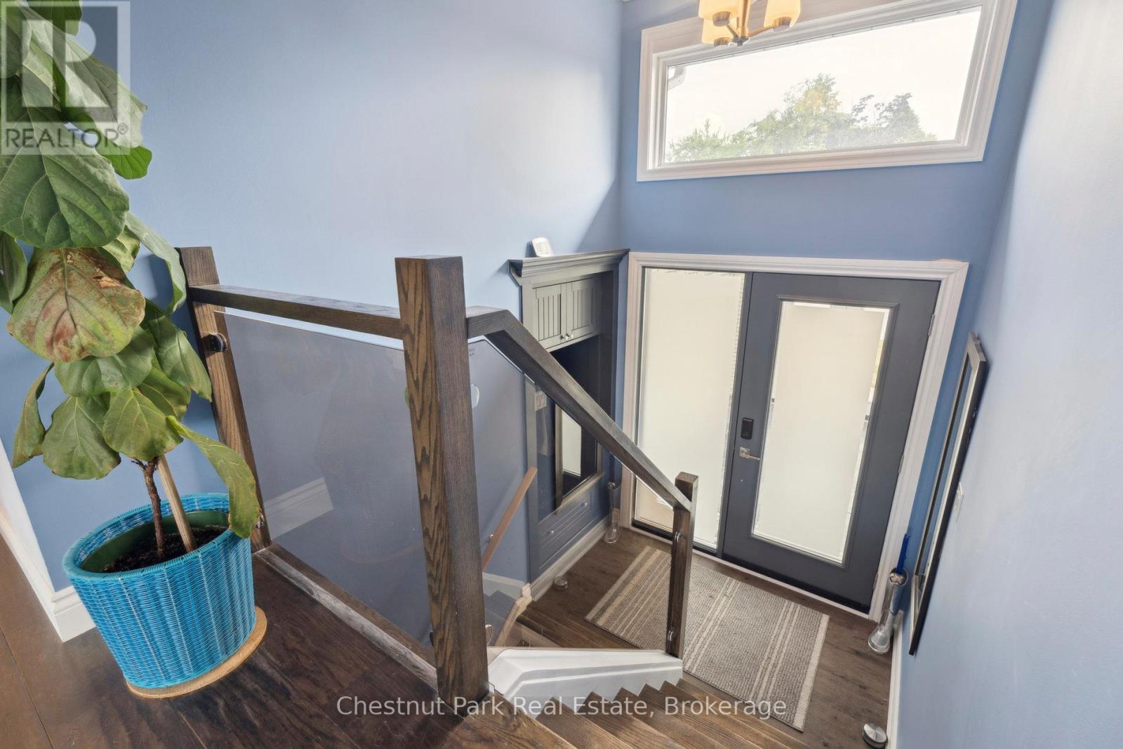 16 Davies Crescent, Barrie, Ontario  L4M 2M3 - Photo 12 - S12294174