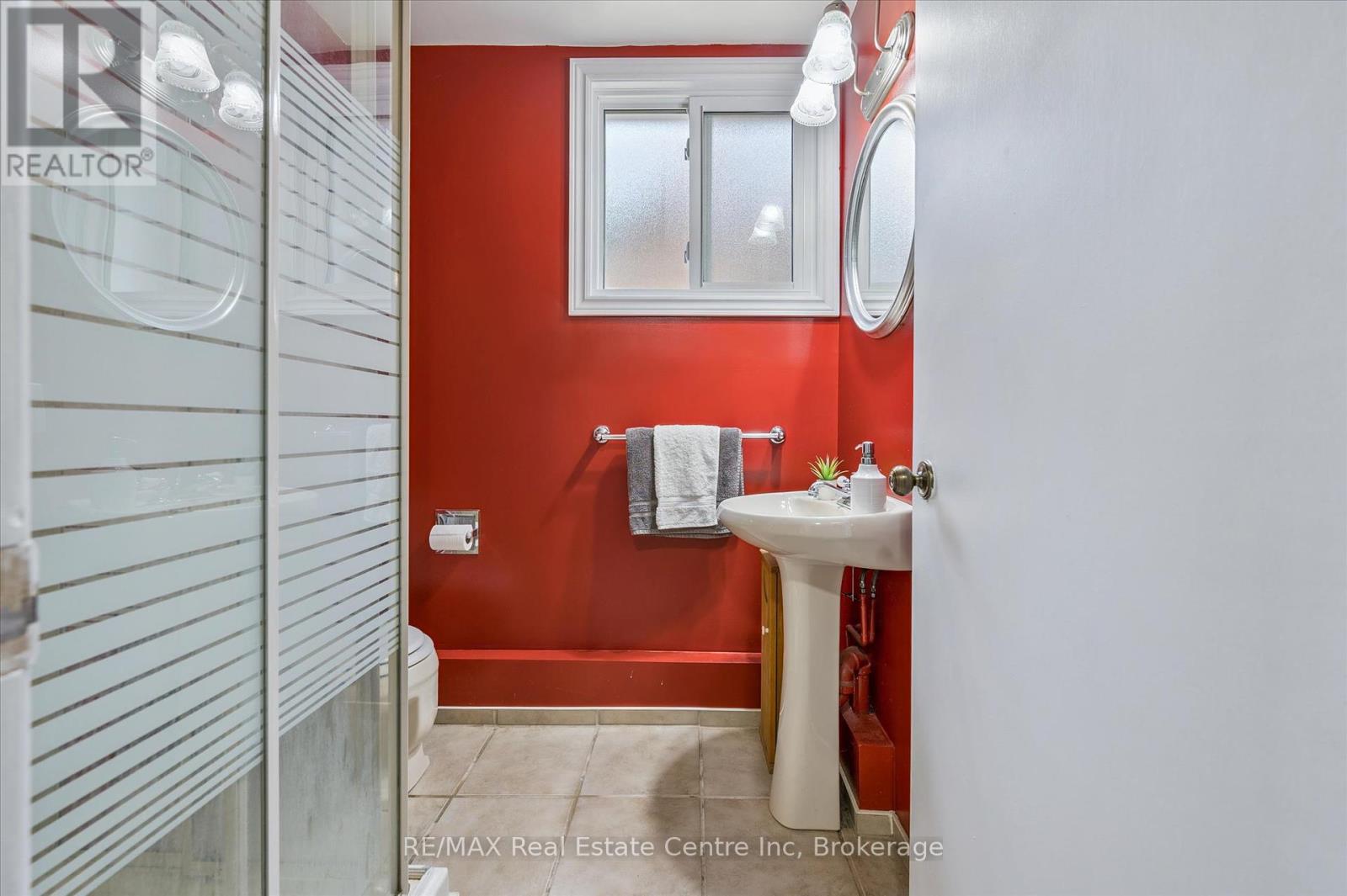 166 Winding Way, Kitchener, Ontario N2N 1N5 - Photo 21 - X12294130