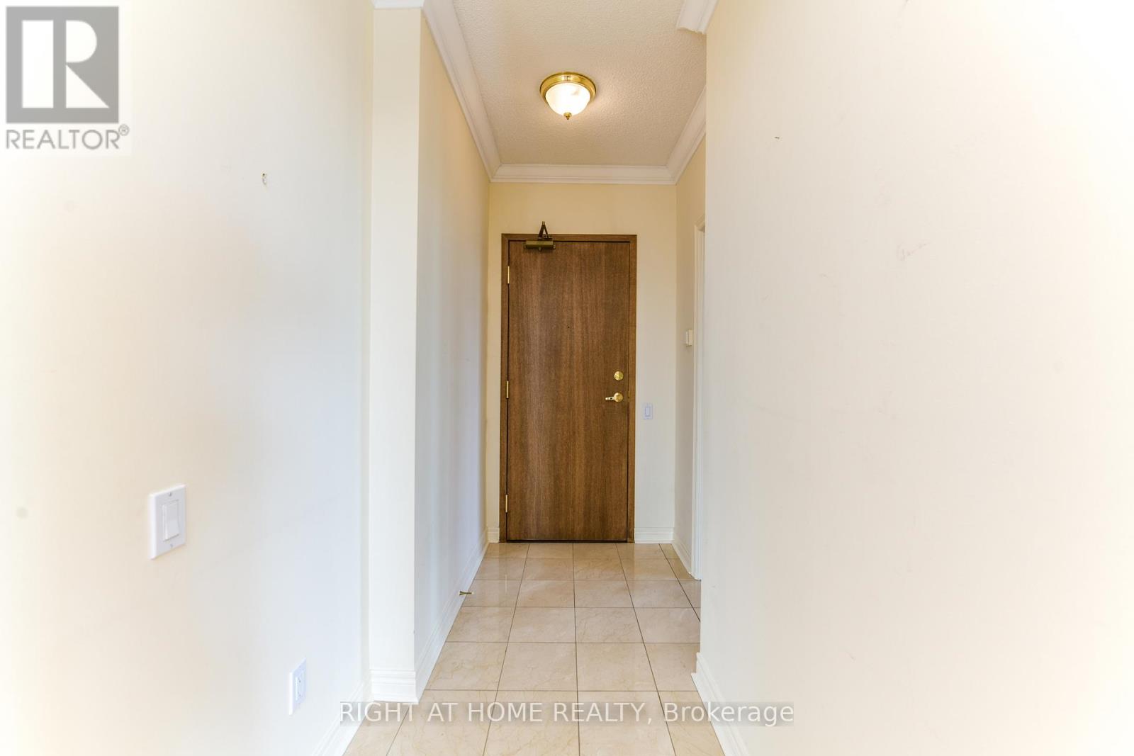 Uph2 - 350 Mill Road, Toronto, Ontario  M9C 5R7 - Photo 3 - W12293963