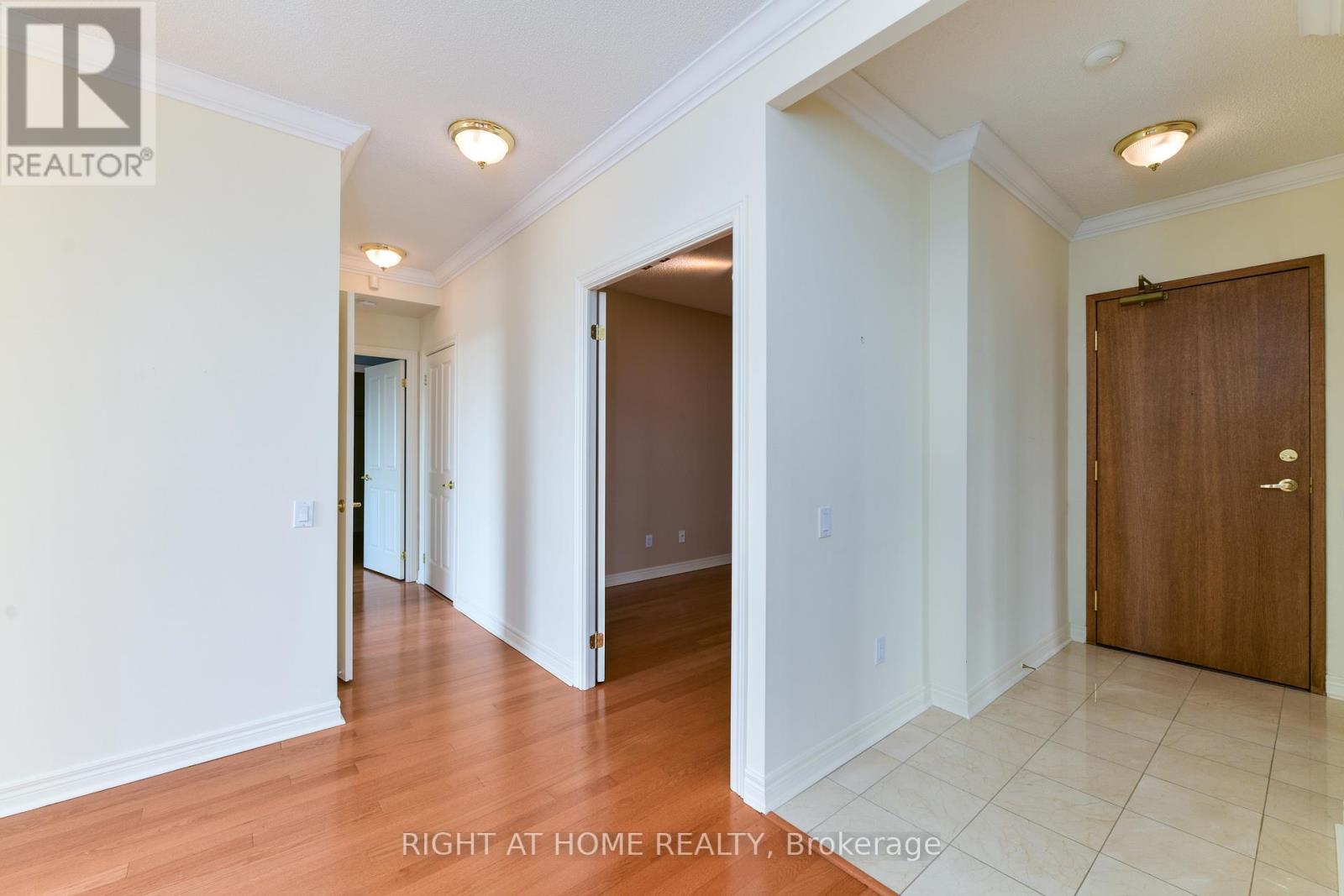 Uph2 - 350 Mill Road, Toronto, Ontario  M9C 5R7 - Photo 4 - W12293963
