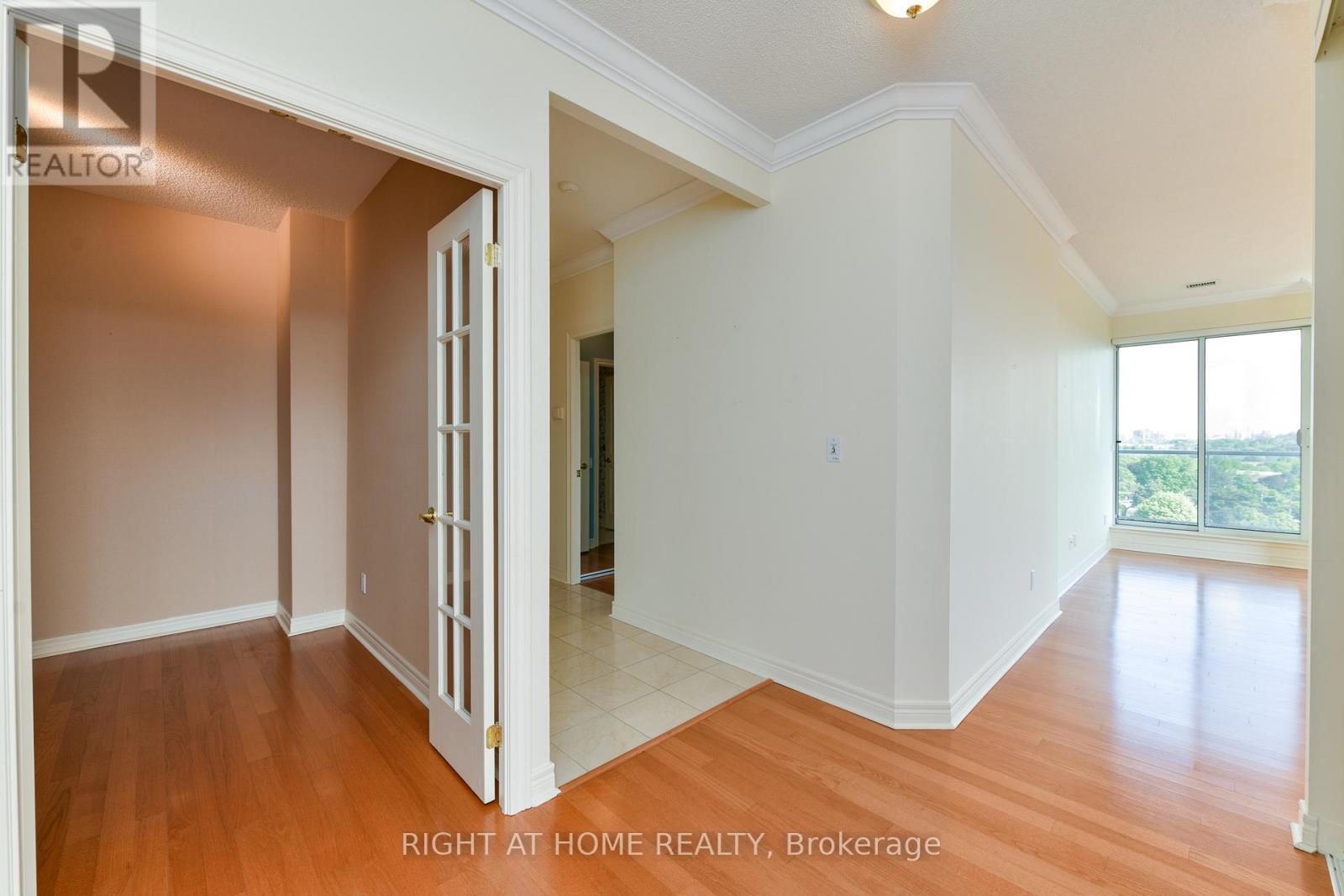 Uph2 - 350 Mill Road, Toronto, Ontario  M9C 5R7 - Photo 5 - W12293963