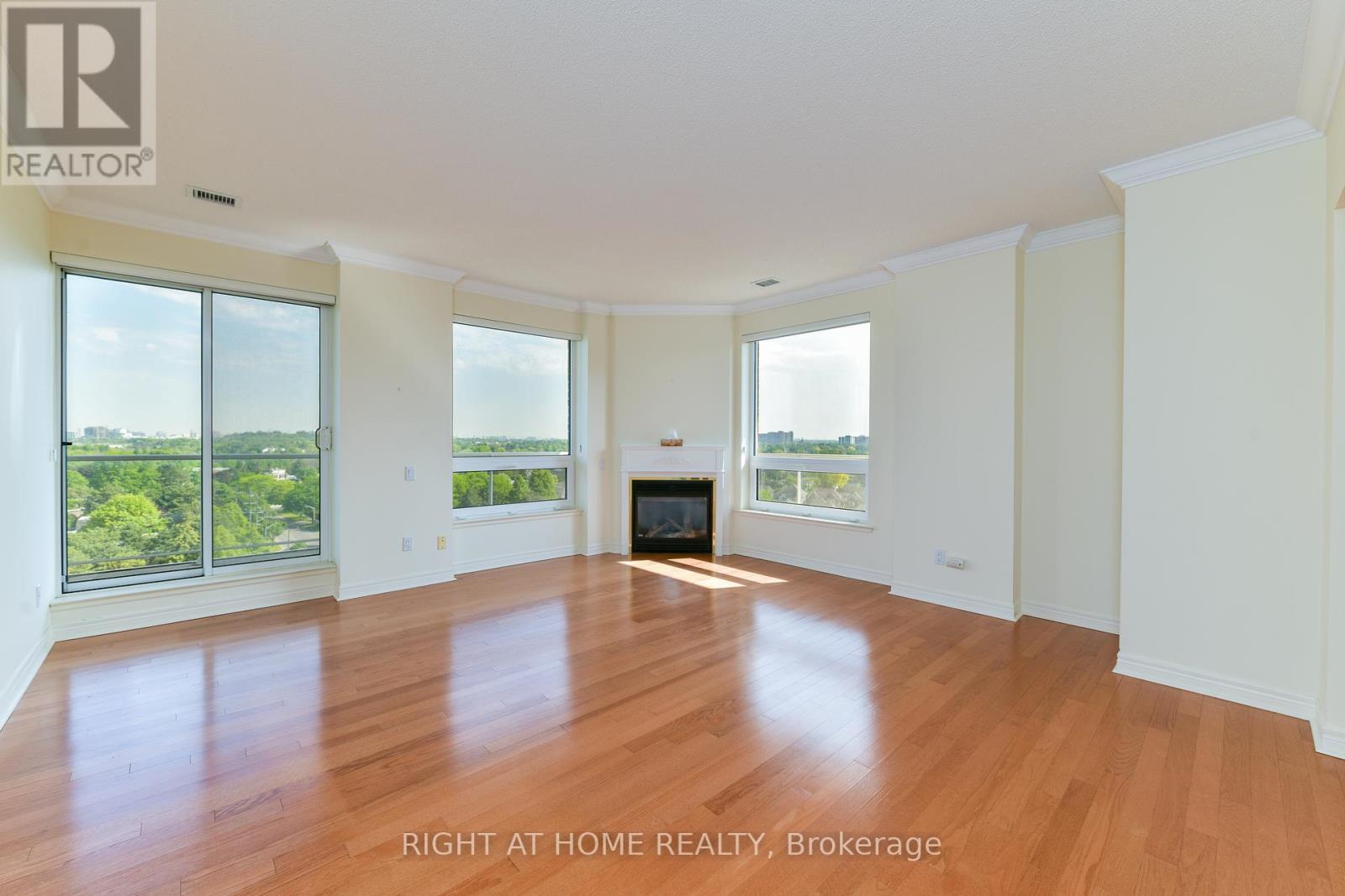 Uph2 - 350 Mill Road, Toronto, Ontario  M9C 5R7 - Photo 6 - W12293963