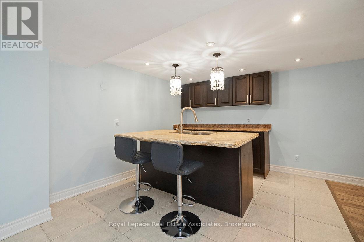 107 Court Street N, Milton (Om Old Milton), Ontario  L9T 2S4 - Photo 21 - W12293968