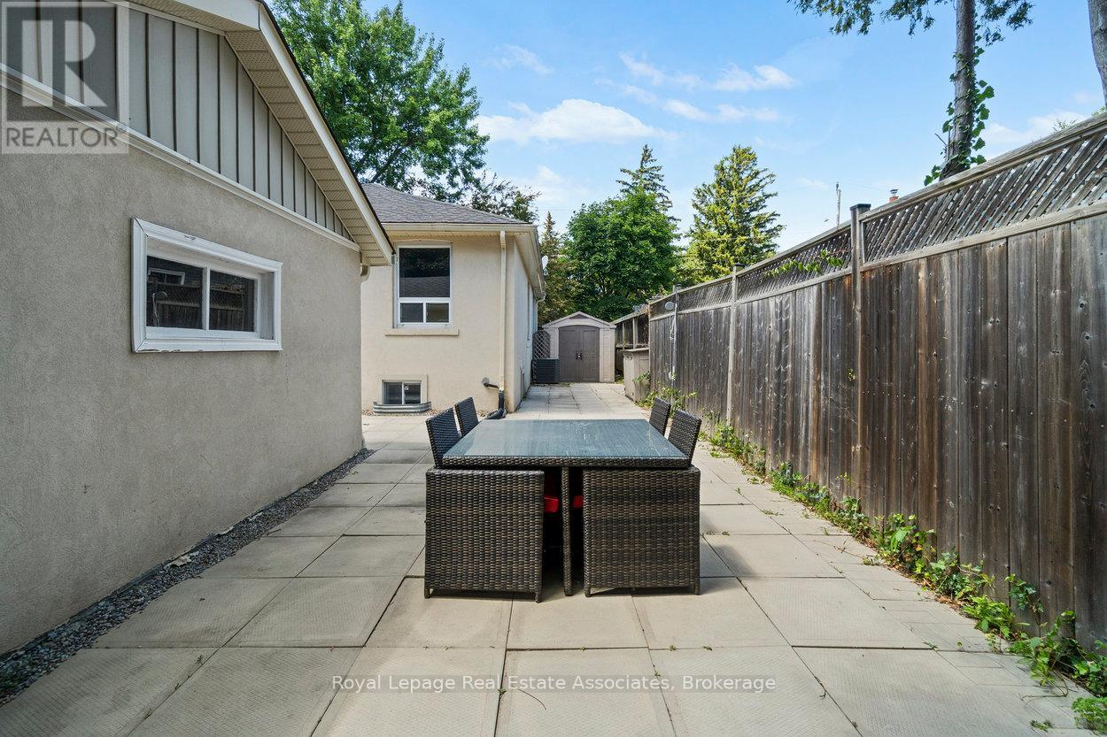 107 Court Street N, Milton (Om Old Milton), Ontario  L9T 2S4 - Photo 30 - W12293968