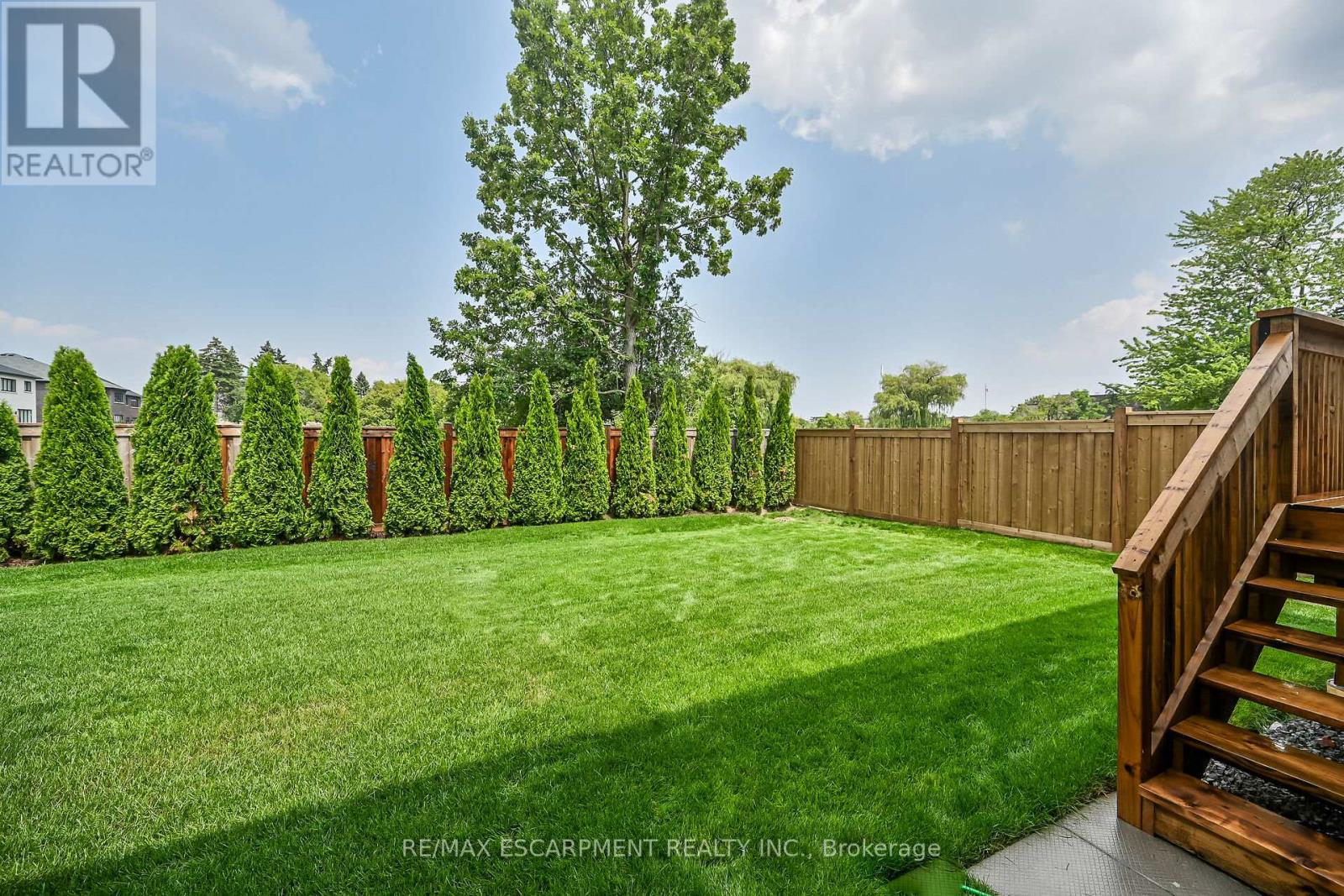385 Limeridge Road E, Hamilton, Ontario  L9A 5A4 - Photo 42 - X12293973