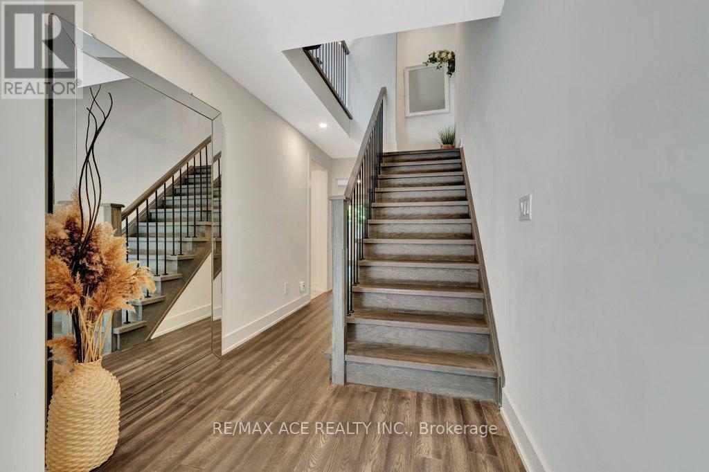 Property at 4 - 107 CONCESSION STREET image 4