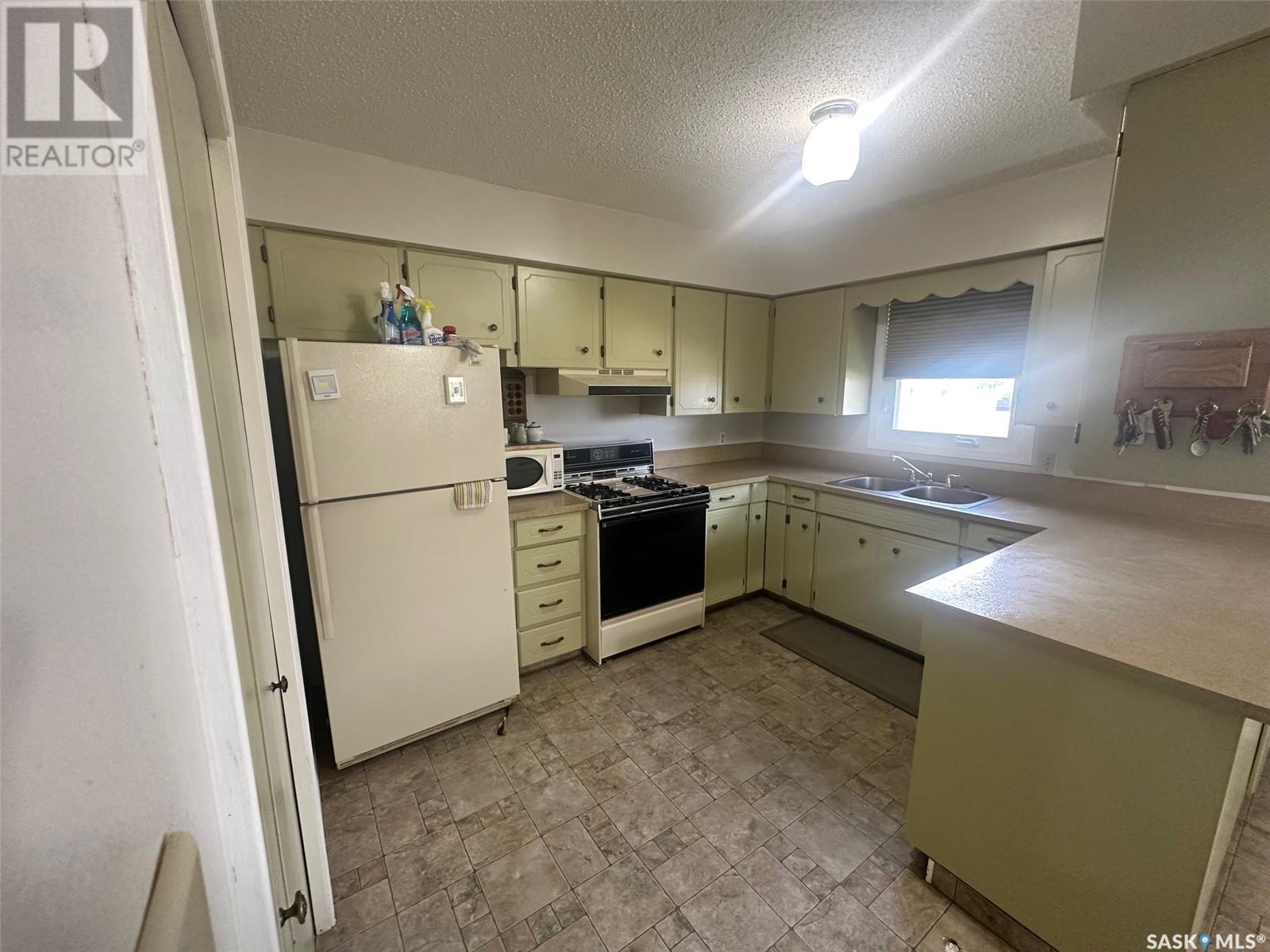 610 Hudson Street, Hudson Bay, Saskatchewan  S0E 0E0 - Photo 5 - SK005579