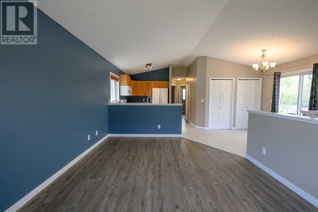 Property at 6206 90 Street image 5