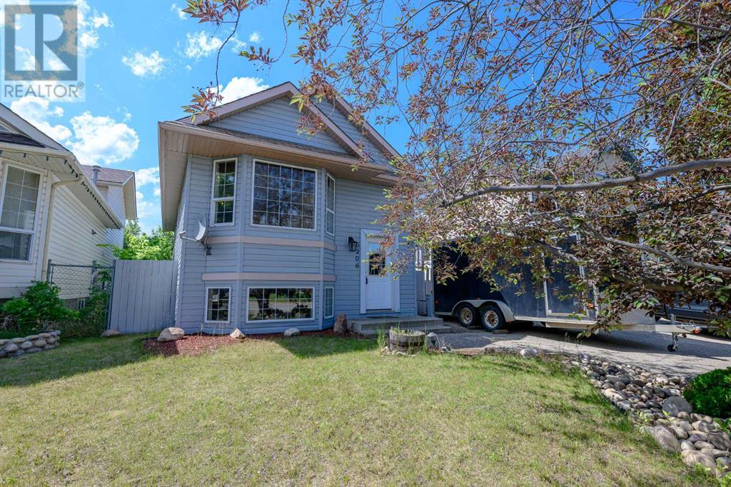 Property at 6206 90 Street image 2