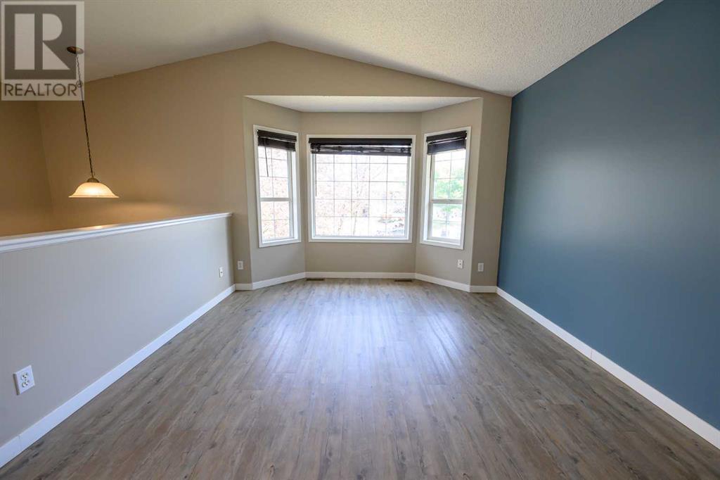 Property at 6206 90 Street image 4