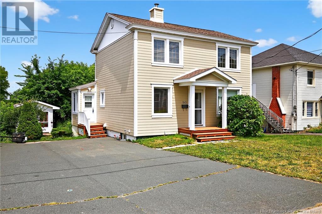 243 York Street, Bathurst, New Brunswick  E2A 1G9 - Photo 1 - NB123186