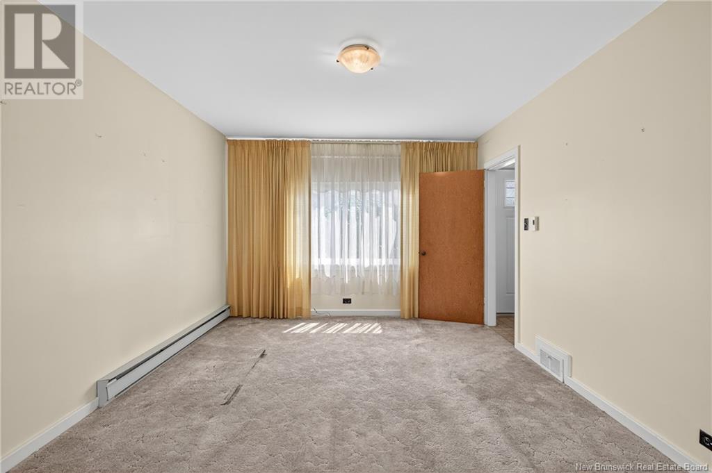 243 York Street, Bathurst, New Brunswick  E2A 1G9 - Photo 20 - NB123186