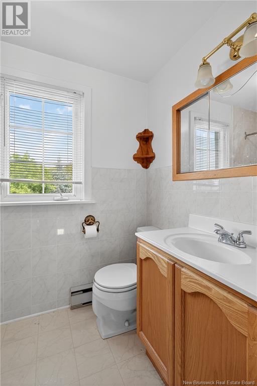 243 York Street, Bathurst, New Brunswick  E2A 1G9 - Photo 21 - NB123186