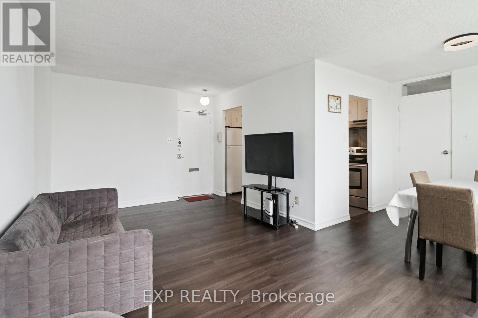 1101 - 5 Parkway Forest Drive, Toronto (Henry Farm), Ontario  M2J 1L2 - Photo 15 - C12294070
