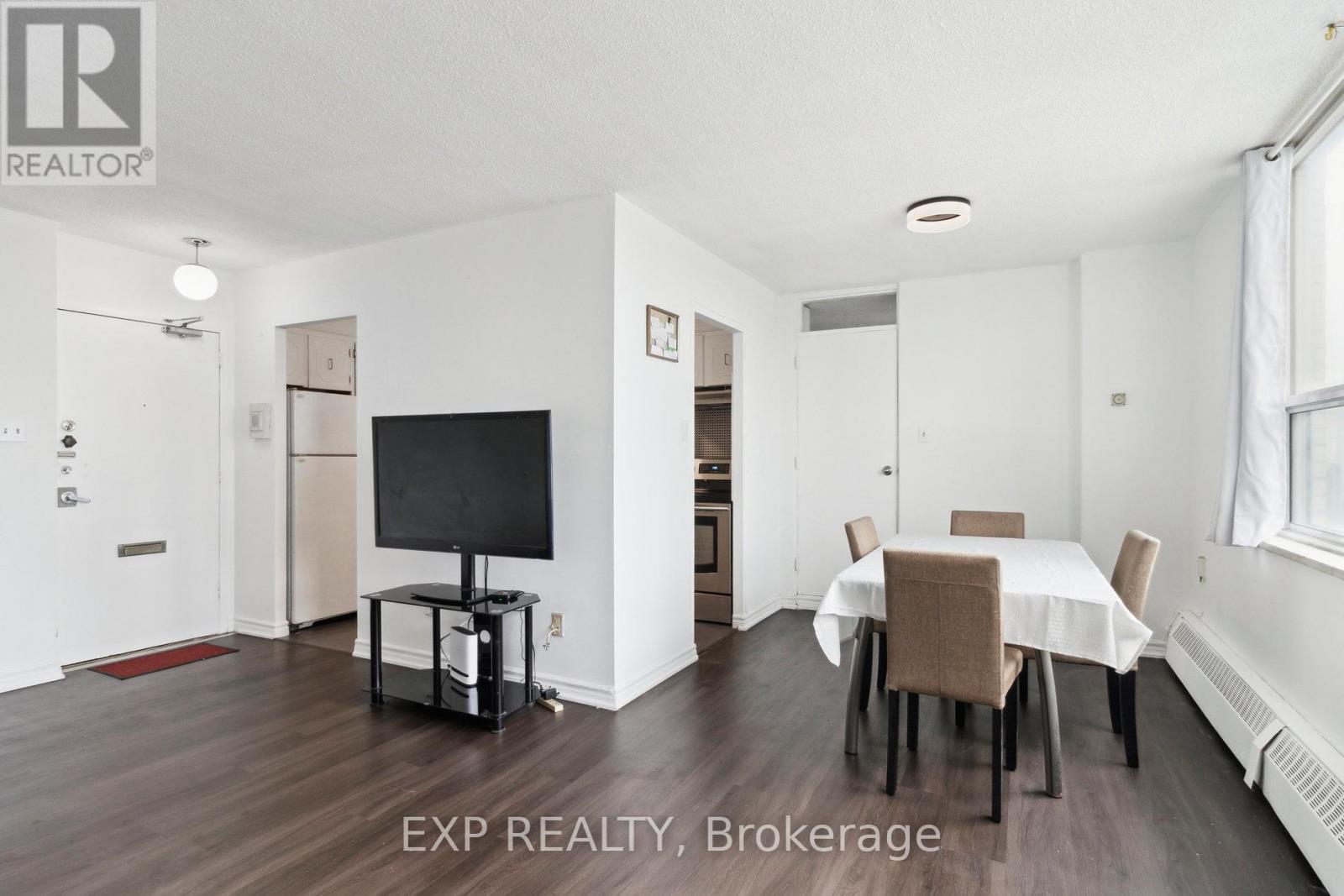 1101 - 5 Parkway Forest Drive, Toronto (Henry Farm), Ontario  M2J 1L2 - Photo 16 - C12294070
