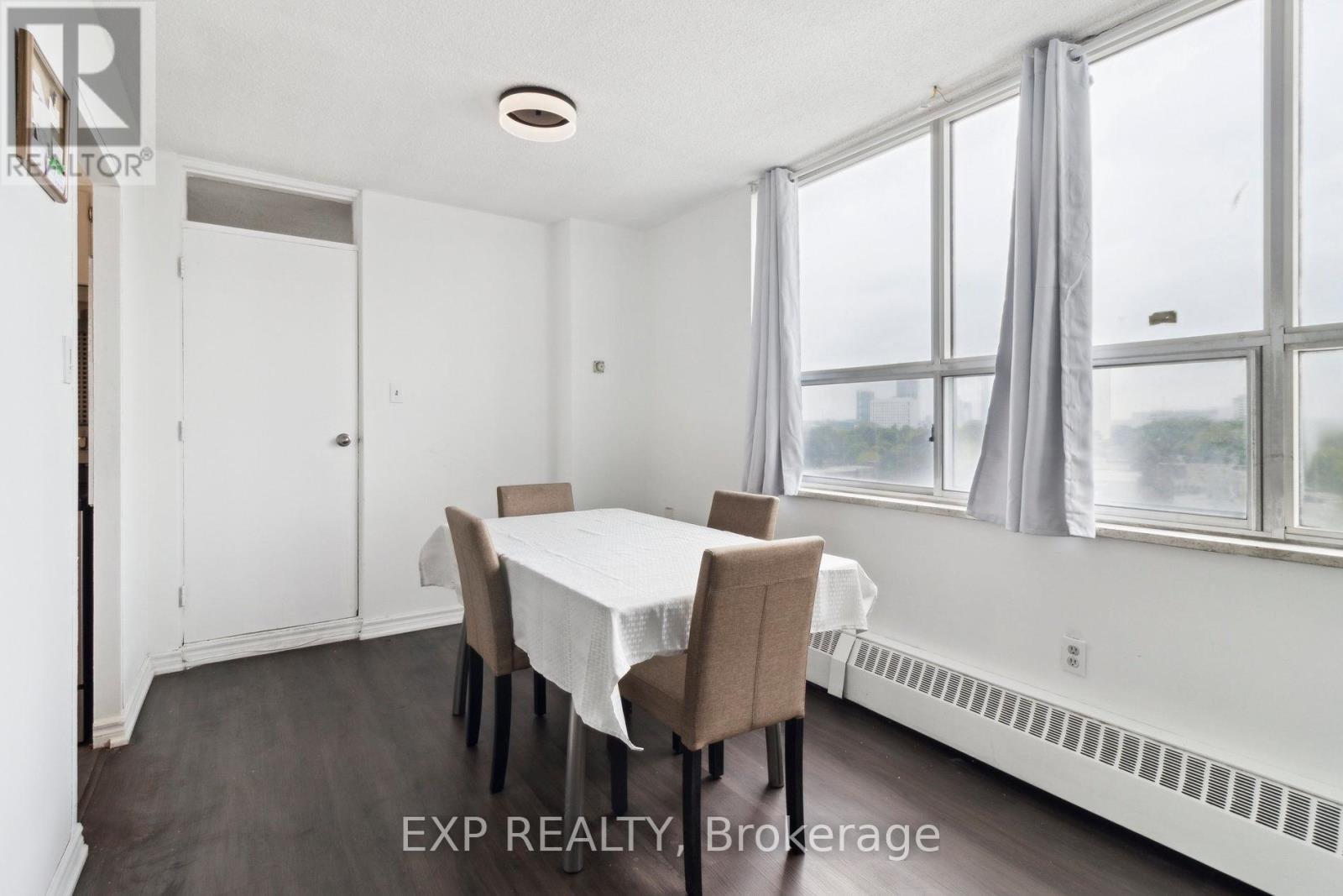 1101 - 5 Parkway Forest Drive, Toronto (Henry Farm), Ontario  M2J 1L2 - Photo 18 - C12294070