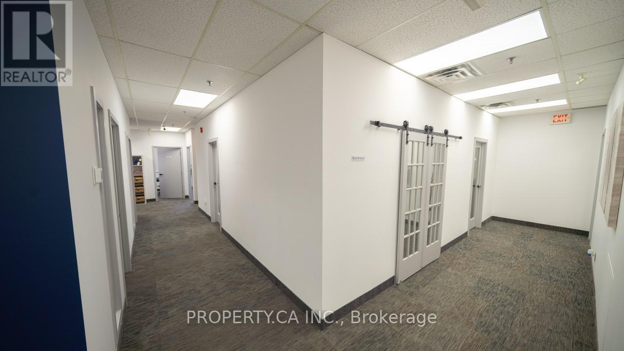 204 - 716 Gordon Baker Road, Toronto, Ontario  M2H 3B4 - Photo 9 - C12294154