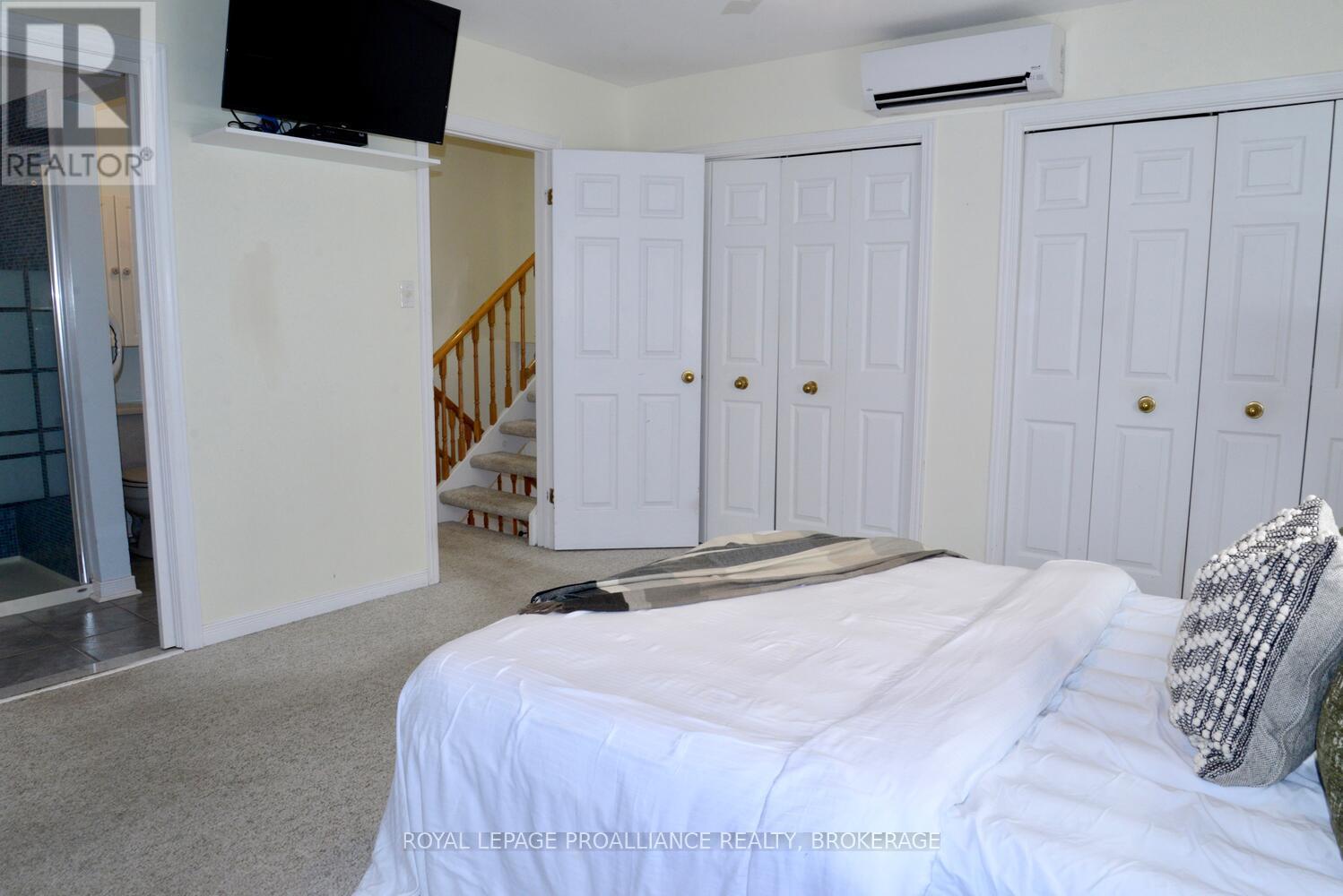 61 - 1 Place D'armes, Kingston, Ontario  K7K 6S3 - Photo 15 - X12294266