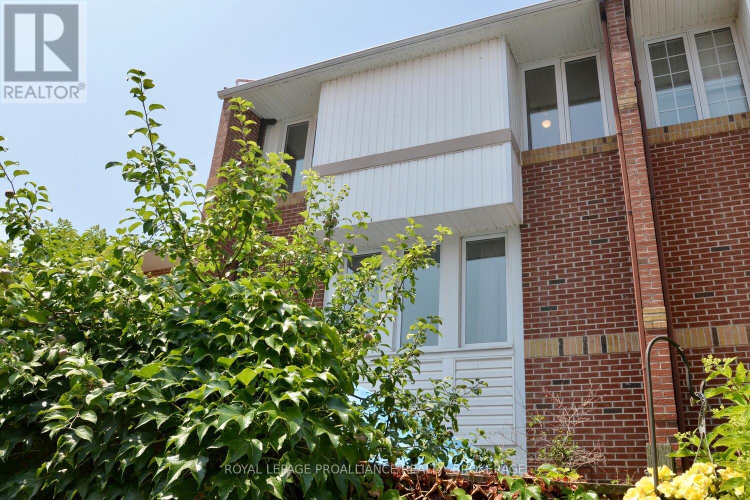 61 - 1 Place D'armes, Kingston, Ontario  K7K 6S3 - Photo 28 - X12294266