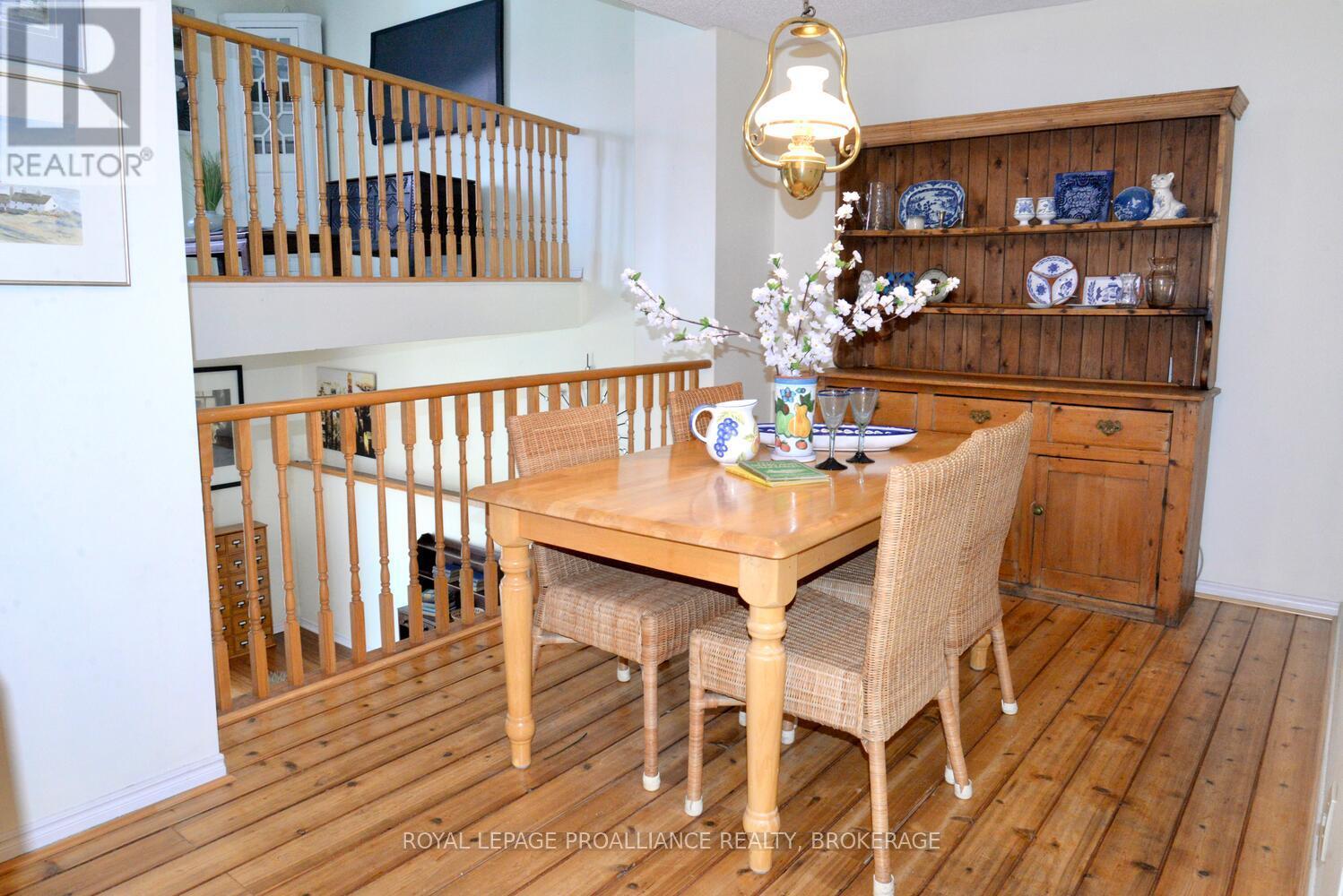61 - 1 Place D'armes, Kingston, Ontario  K7K 6S3 - Photo 8 - X12294266