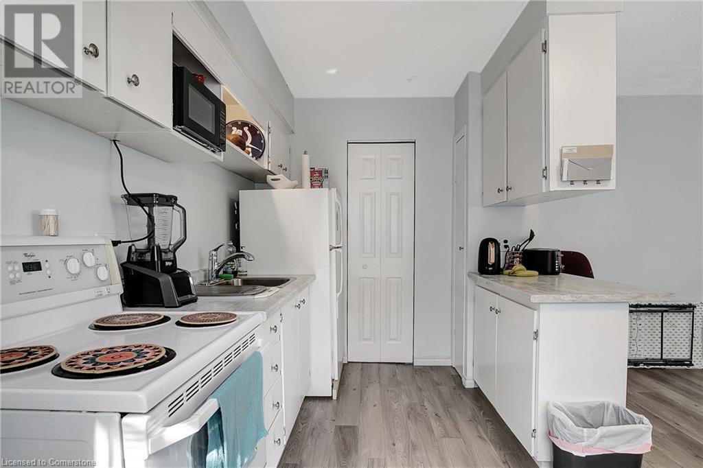 19 Waterside Avenue, Cambridge, Ontario  N1R 1E8 - Photo 6 - 40722569