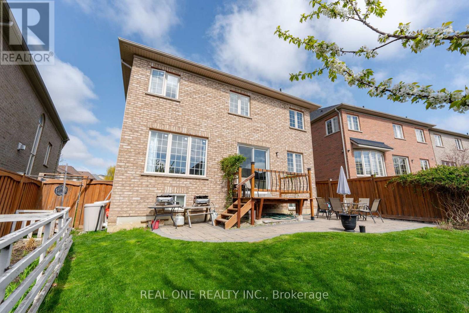 11 Zoran Lane, Vaughan, Ontario L6A 4E4 - Photo 32 - N12294125