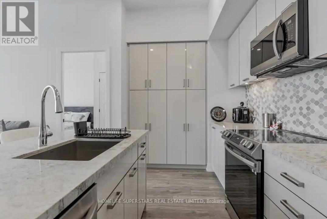 407 - 415 SEA RAY AVENUE, Innisfil, Ontario