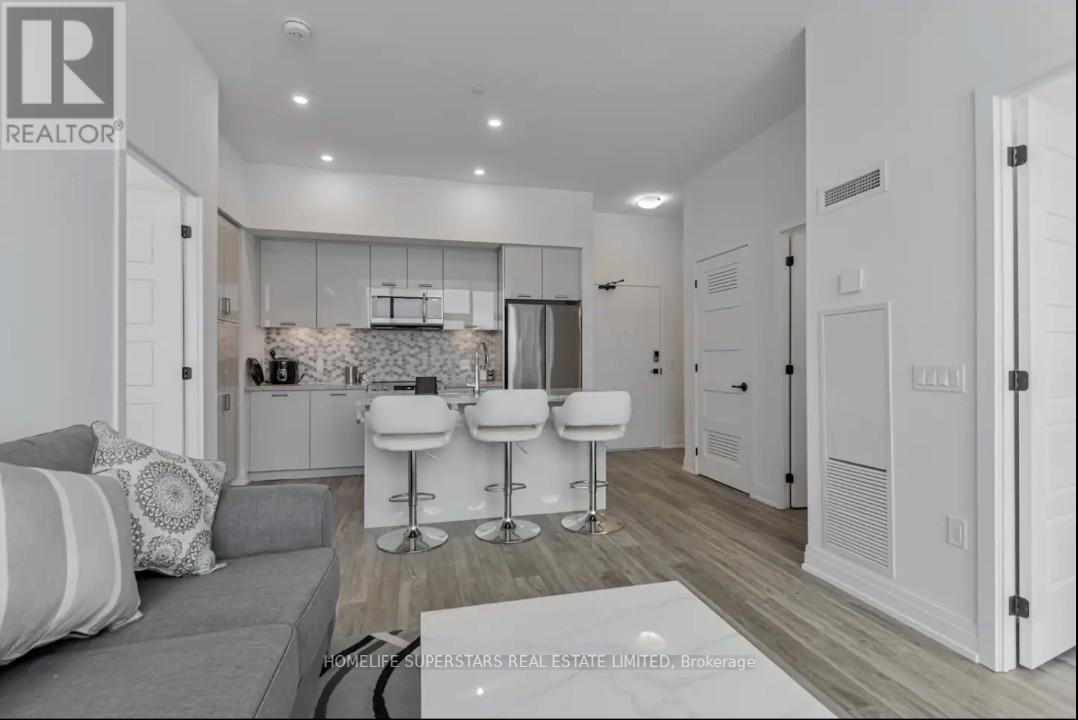 407 - 415 Sea Ray Avenue, Innisfil, Ontario  L9S 0R5 - Photo 4 - N12294152