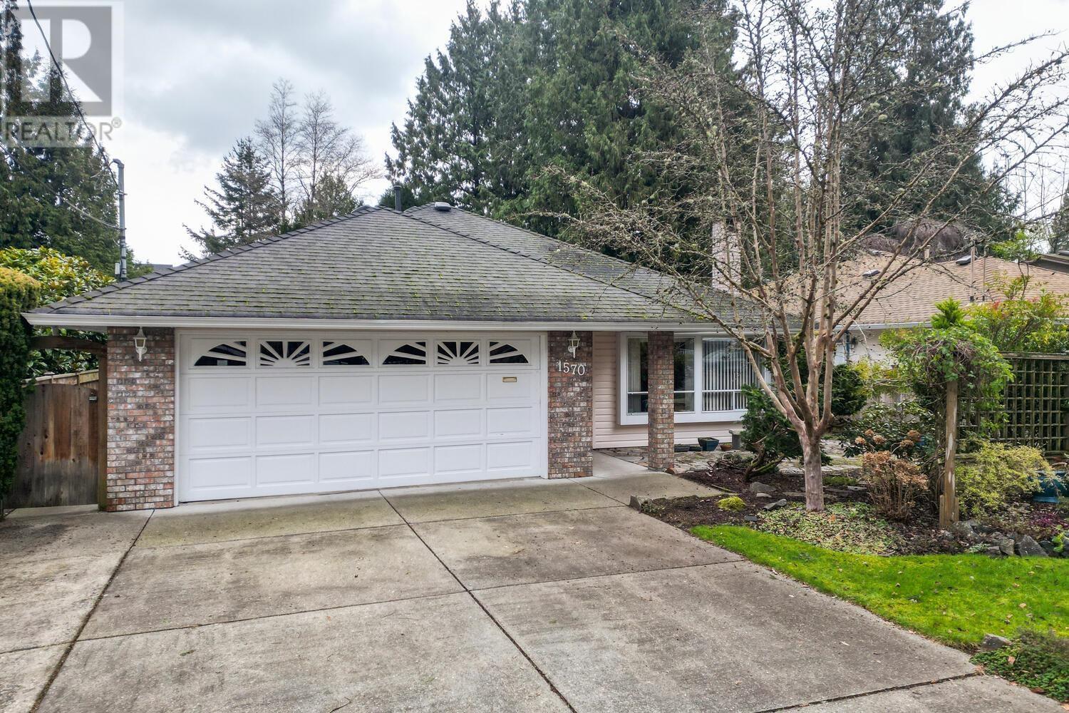 Property at 1570 ENDERBY AVENUE image 2