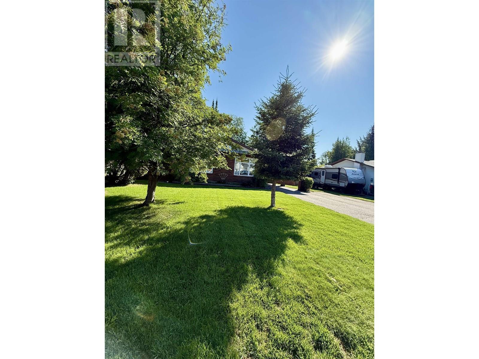 Property at 7868 LOYOLA CRESCENT image 4
