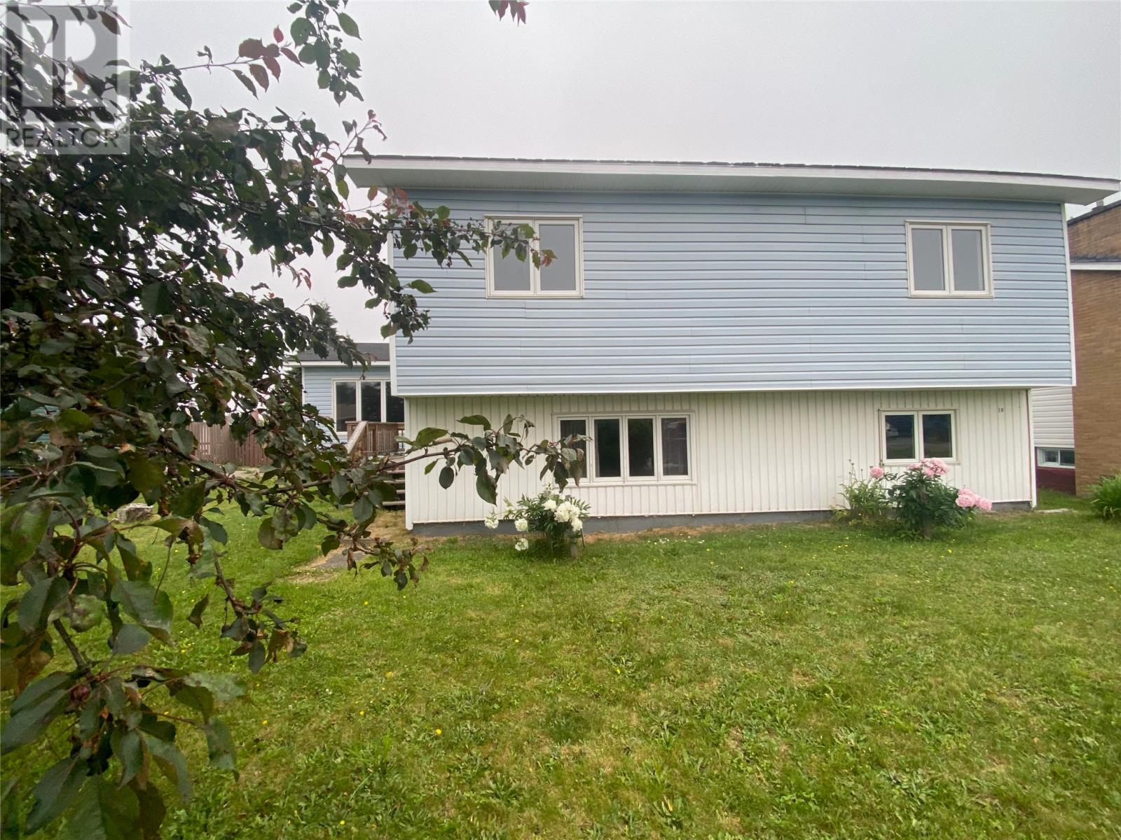 10 O'briens Drive, Stephenville, Newfoundland & Labrador  A2N 2B1 - Photo 3 - 1288084