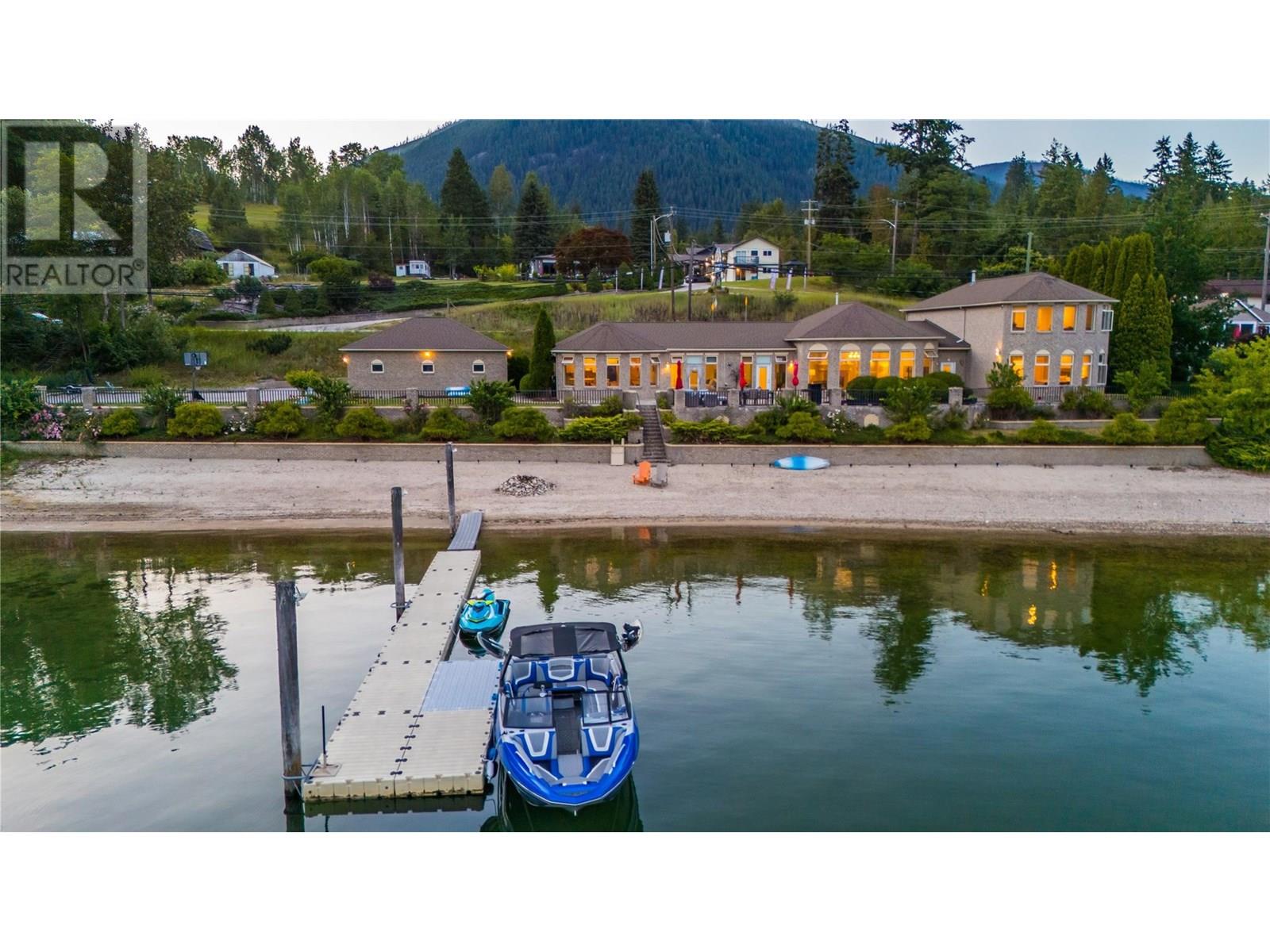 2614 3a Highway, Nelson, British Columbia  V1L 6K9 - Photo 50 - 10354948