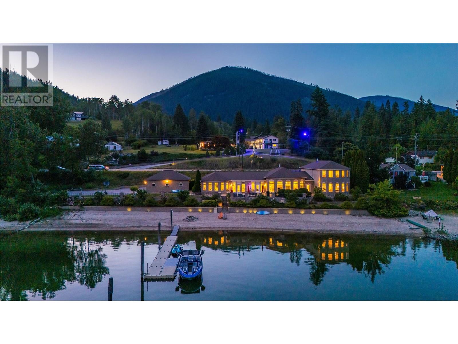 2614 3a Highway, Nelson, British Columbia  V1L 6K9 - Photo 51 - 10354948