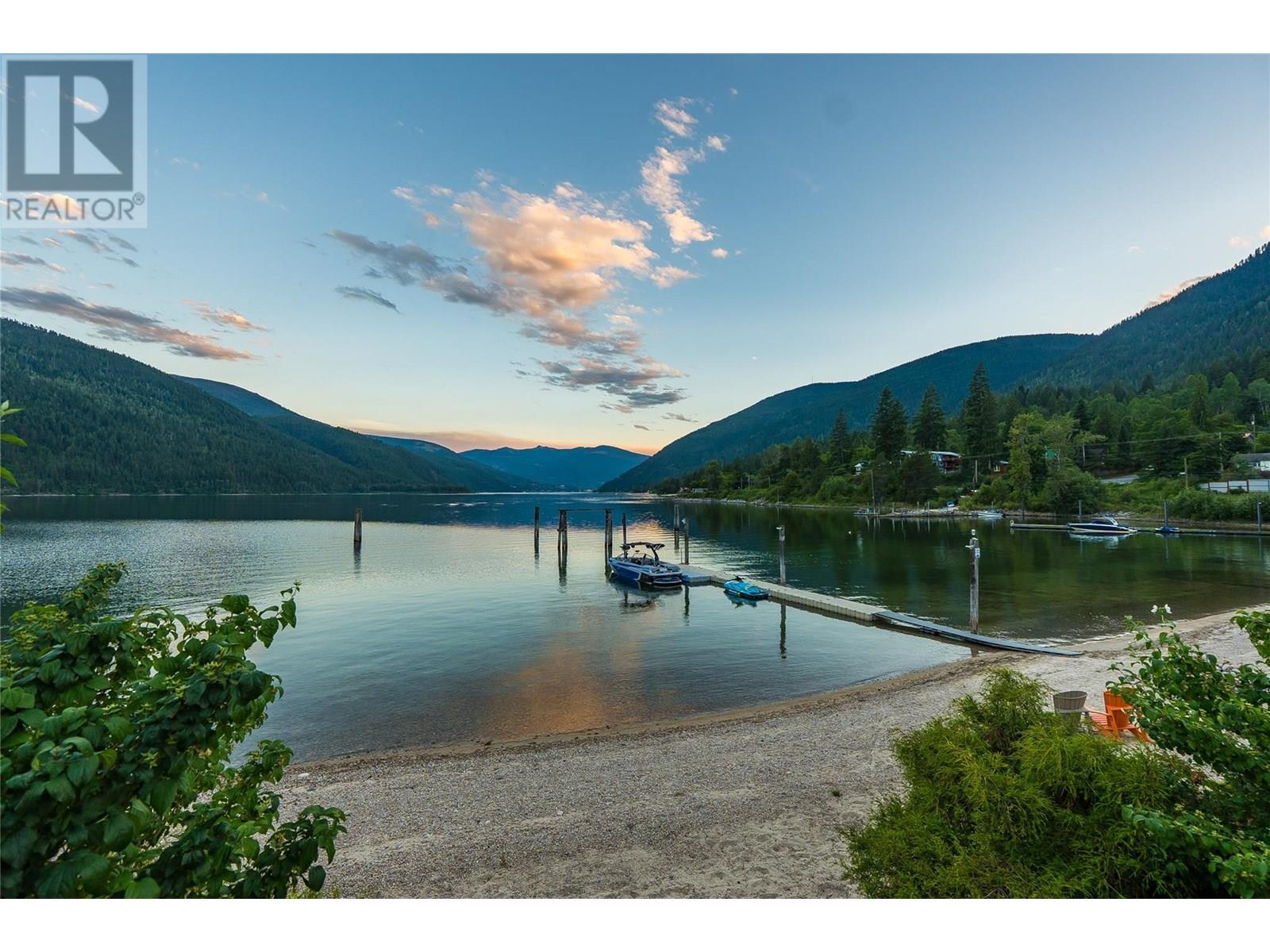 2614 3a Highway, Nelson, British Columbia  V1L 6K9 - Photo 59 - 10354948