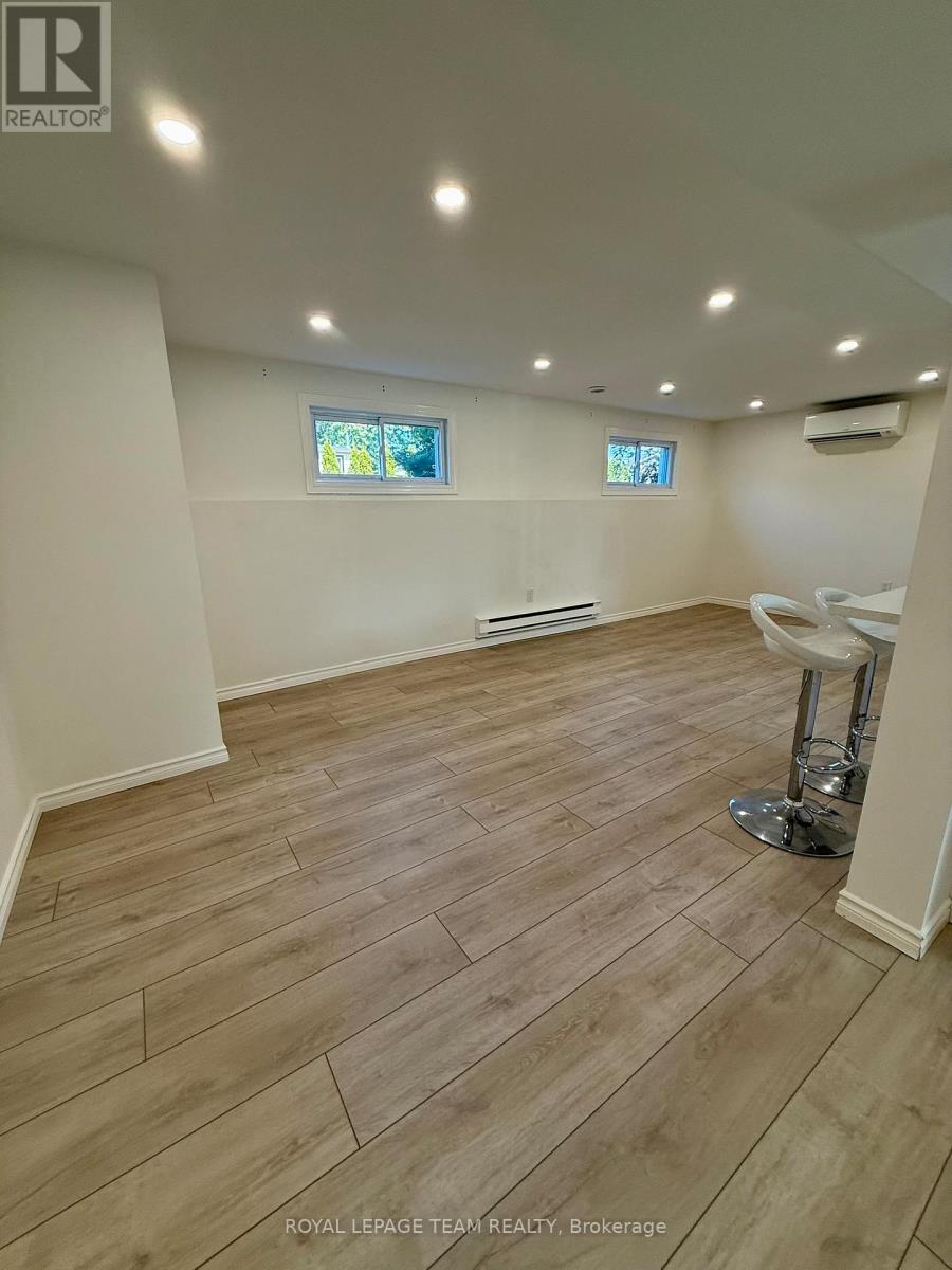 B - 59 B Woodwind Crescent, Ottawa, Ontario  K2S 1T8 - Photo 7 - X12294210