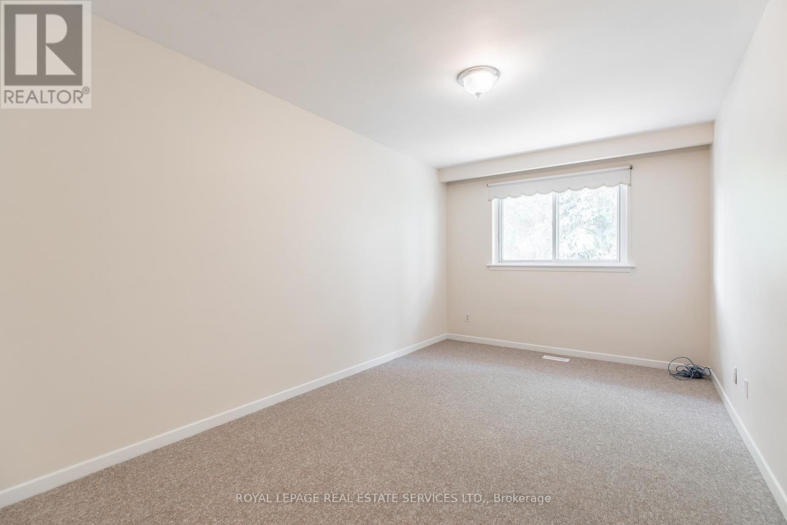 75 Upwood Avenue, Toronto, Ontario  M6L 3A4 - Photo 16 - W12294160