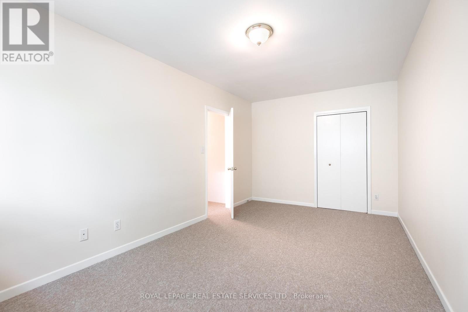 75 Upwood Avenue, Toronto, Ontario  M6L 3A4 - Photo 17 - W12294160